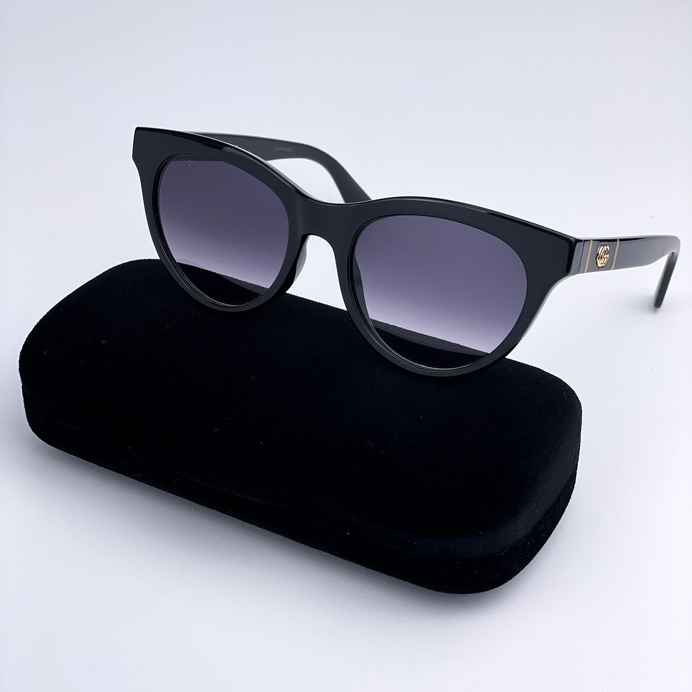 Gucci NEW GUCCI GG0763S 001 Gradient Cat Eye Women Sunglasses Size ONE SIZE - 1 Thumbnail
