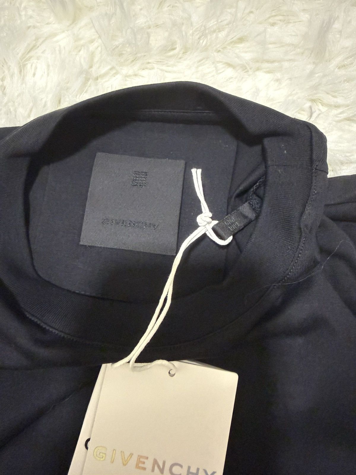 Givenchy Givenchy black t shirt Size US S / EU 44-46 / 1 - 4 Thumbnail