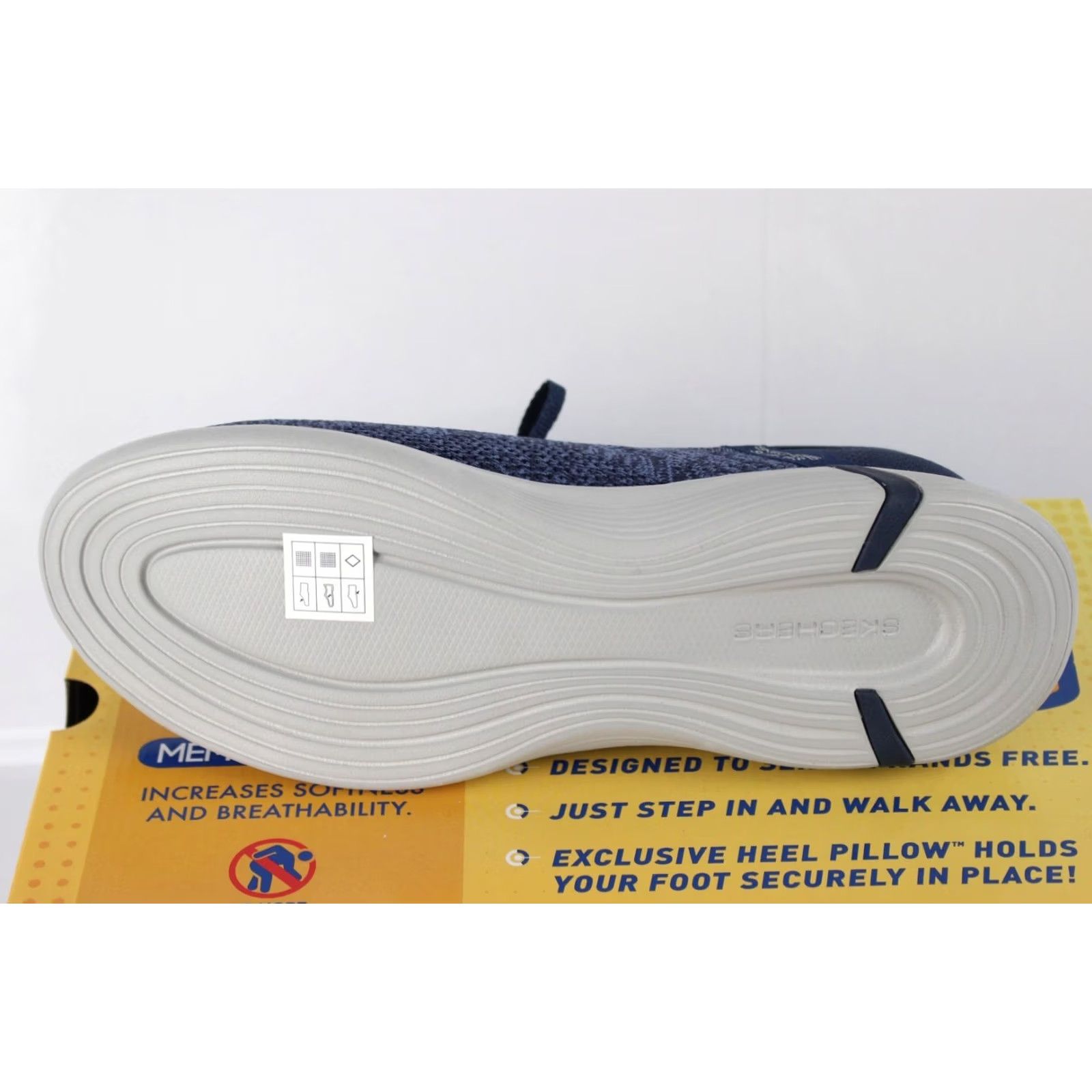 SKECHERS Skechers Women's Slip-Ins On the Go Swift Astounding Sneakers 10 Navy Size US 7 / IT 37 - 6 Thumbnail