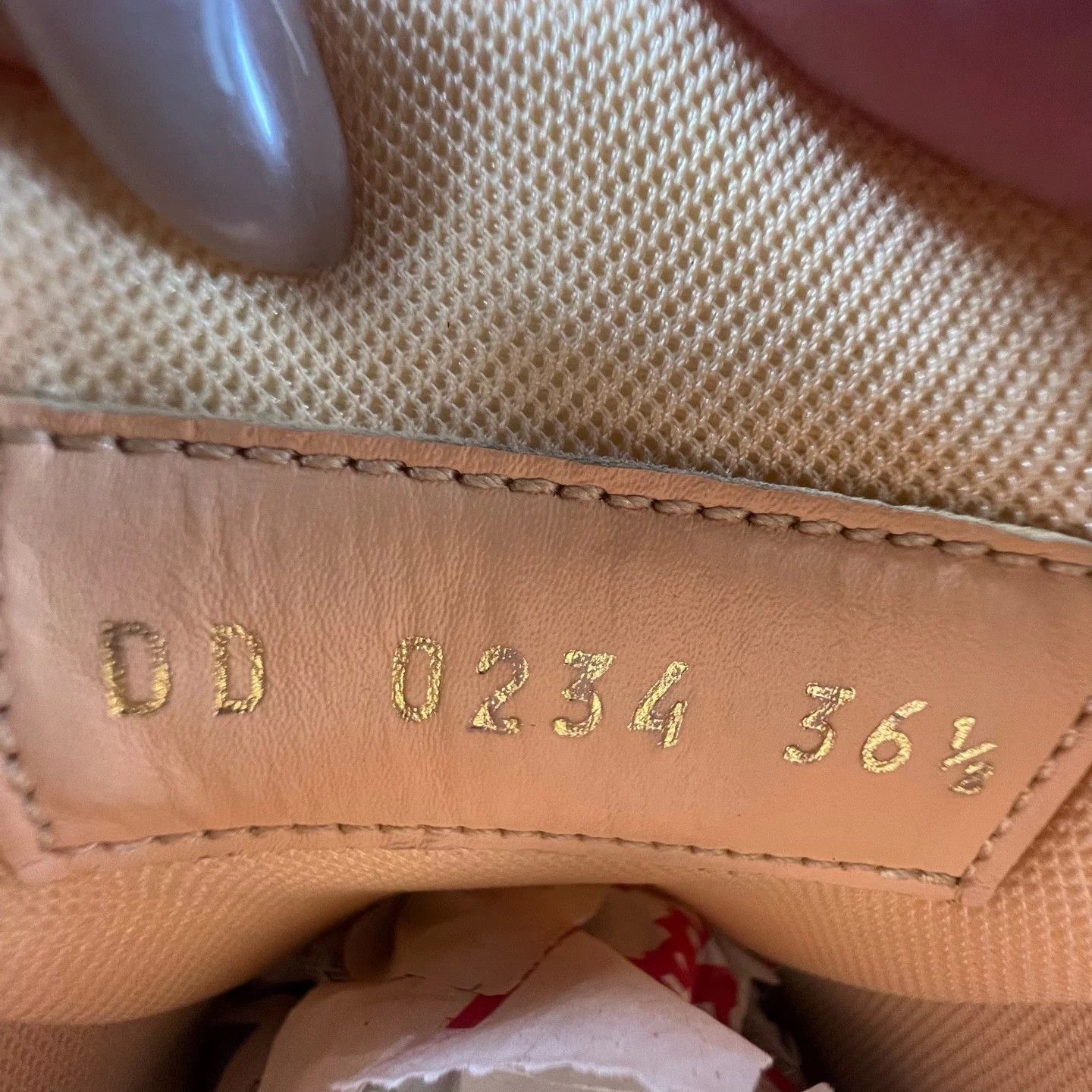 Louis Vuitton LV Trainer Orange/White 36.5 Size US 6 / IT 36 - 8 Thumbnail