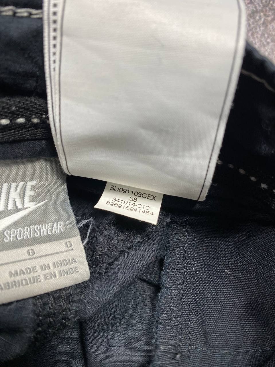Nike Nike Sportswear (Deep Black Cargo Shorts) Size US 36 / EU 52 - 7 Thumbnail