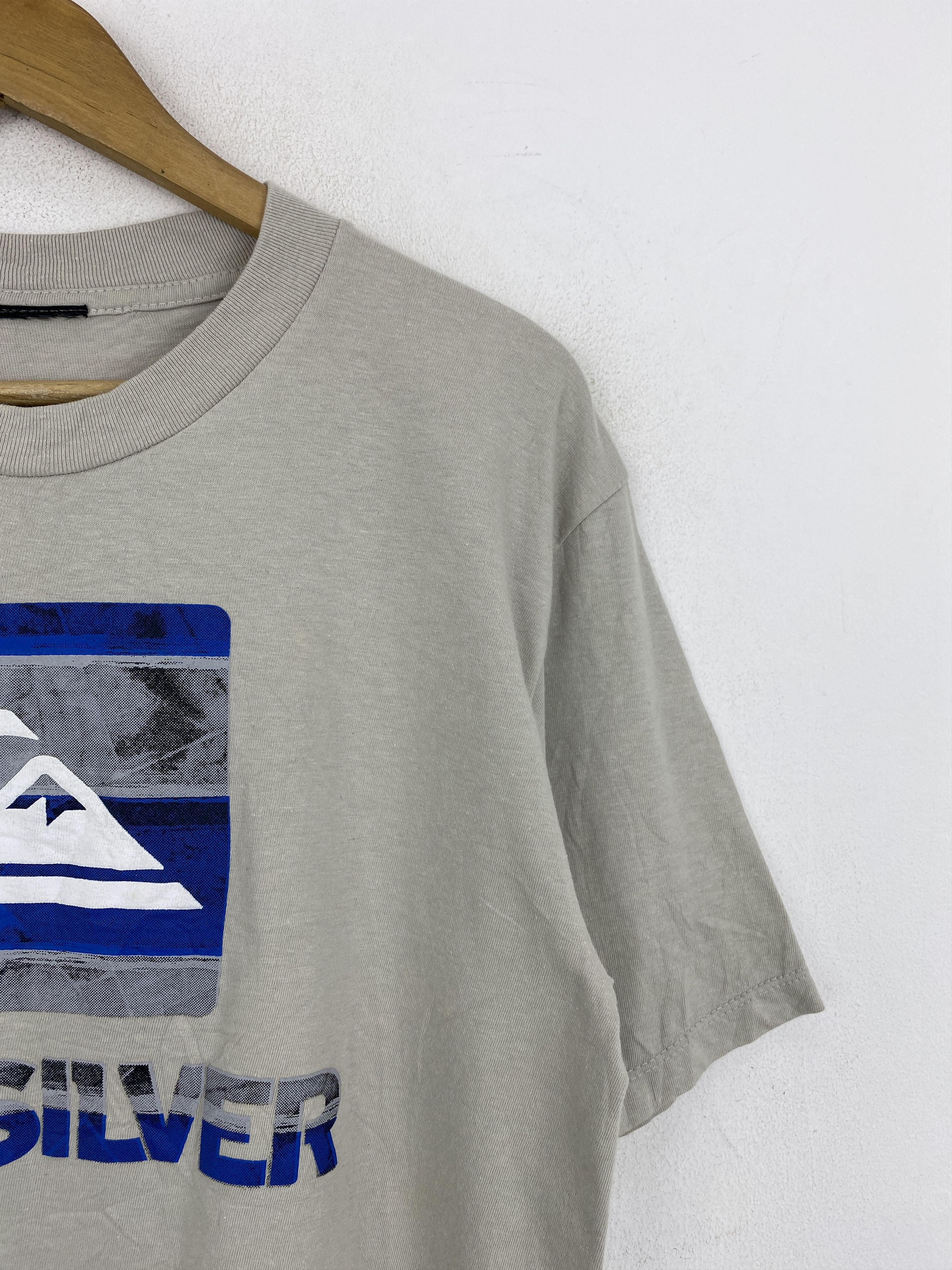 Quiksilver × Vintage Vintage Quiksilver Surfing Central Logo Tee TA0566 Size US S / EU 44-46 / 1 - 9 Thumbnail