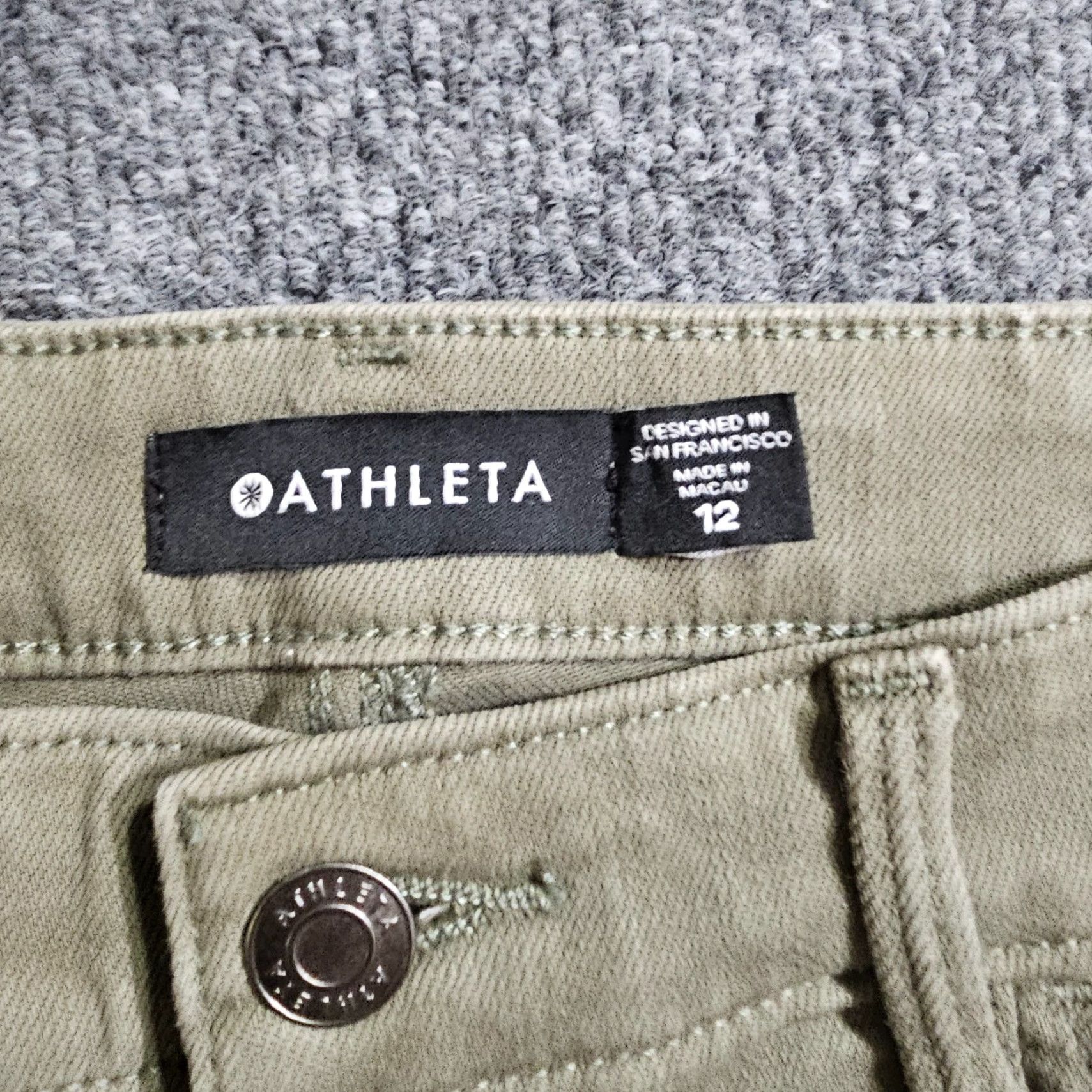 Athleta Athleta Jeans Womens 12 Green Mid Rise Tapered Stretch Denim Casual Size 34" / US 12 / IT 48 - 4 Thumbnail
