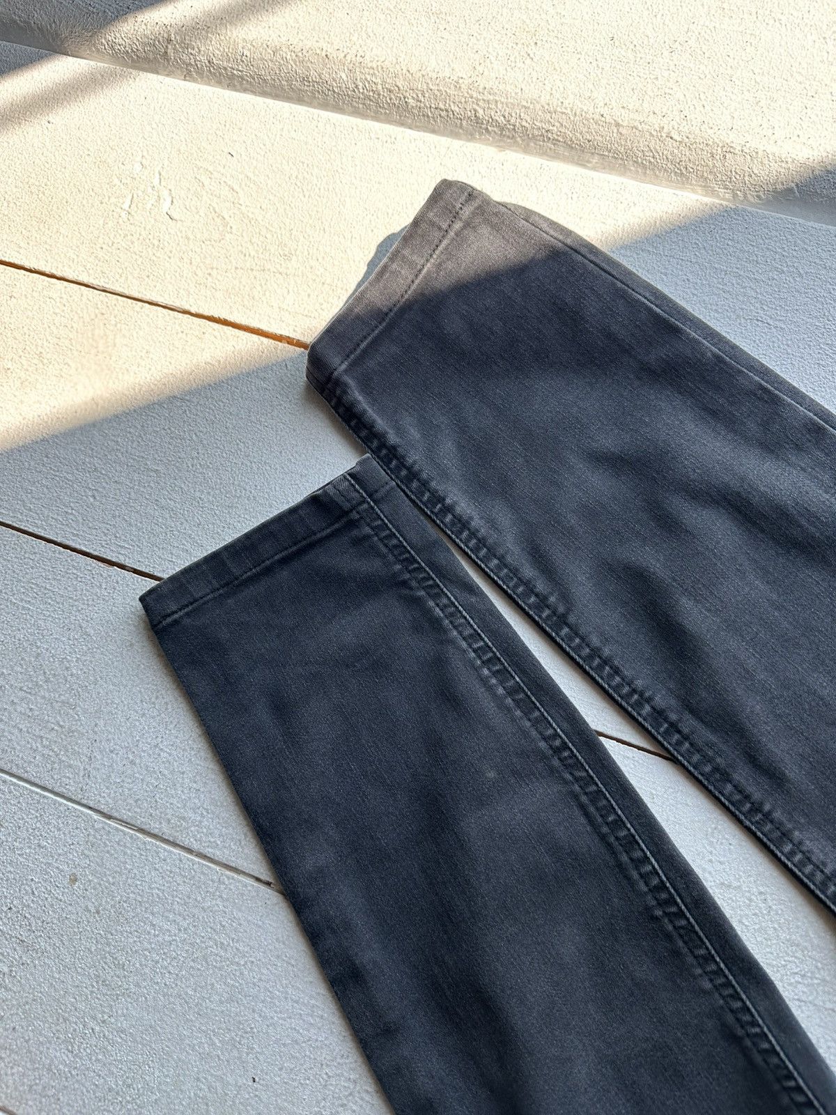 Diesel 🚨Gothic Diesel Regular Slim relax Flared Jeans Womens Size 29" - 4 Thumbnail