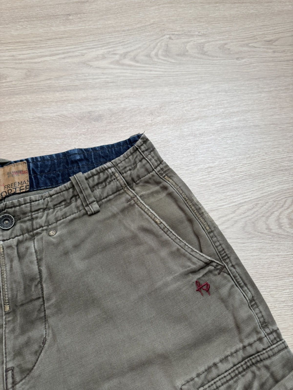 Freeman T. Porter Vintage 00’s Freeman T. Porter Military Baggy Cargo Shorts Size US 36 / EU 52 - 2 Thumbnail
