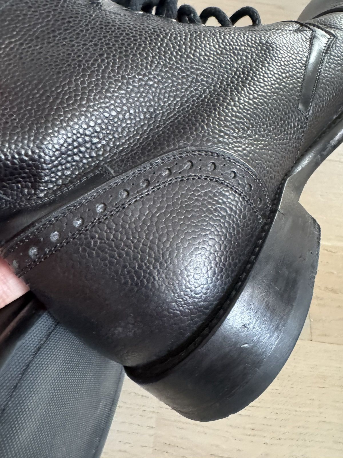 Louis Vuitton LOUIS VUITTON men boots marked sz UK 6 know the LV fit Size US 7 / EU 40 - 6 Thumbnail