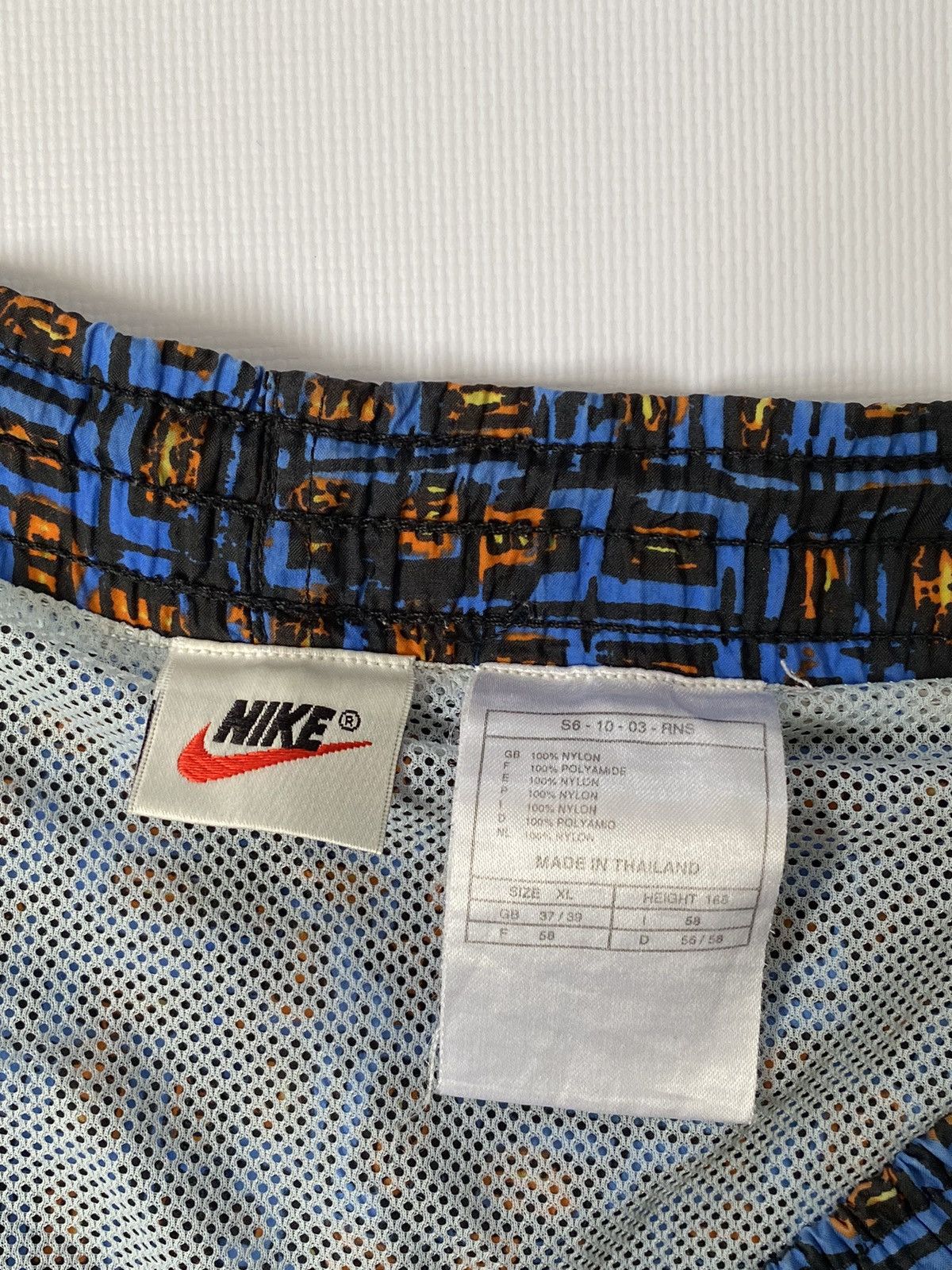 Nike Vintage Nike shorts streetwear swoosh casual y2k size XL Size US 39 - 4 Thumbnail