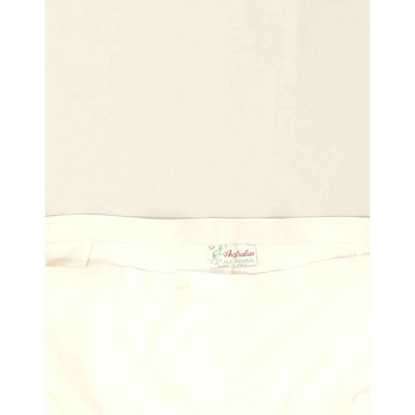 Vintage VINTAGE AUSTRALIAN L'ALPINA Mens Sport Shorts IT 52 XL White Polyester AF15 Size US 36 / EU 52 - 5 Thumbnail