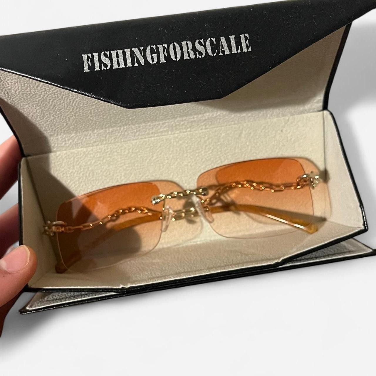 Other Brown and orange vintage fishingforscale sunglasses Size ONE SIZE - 2 Thumbnail