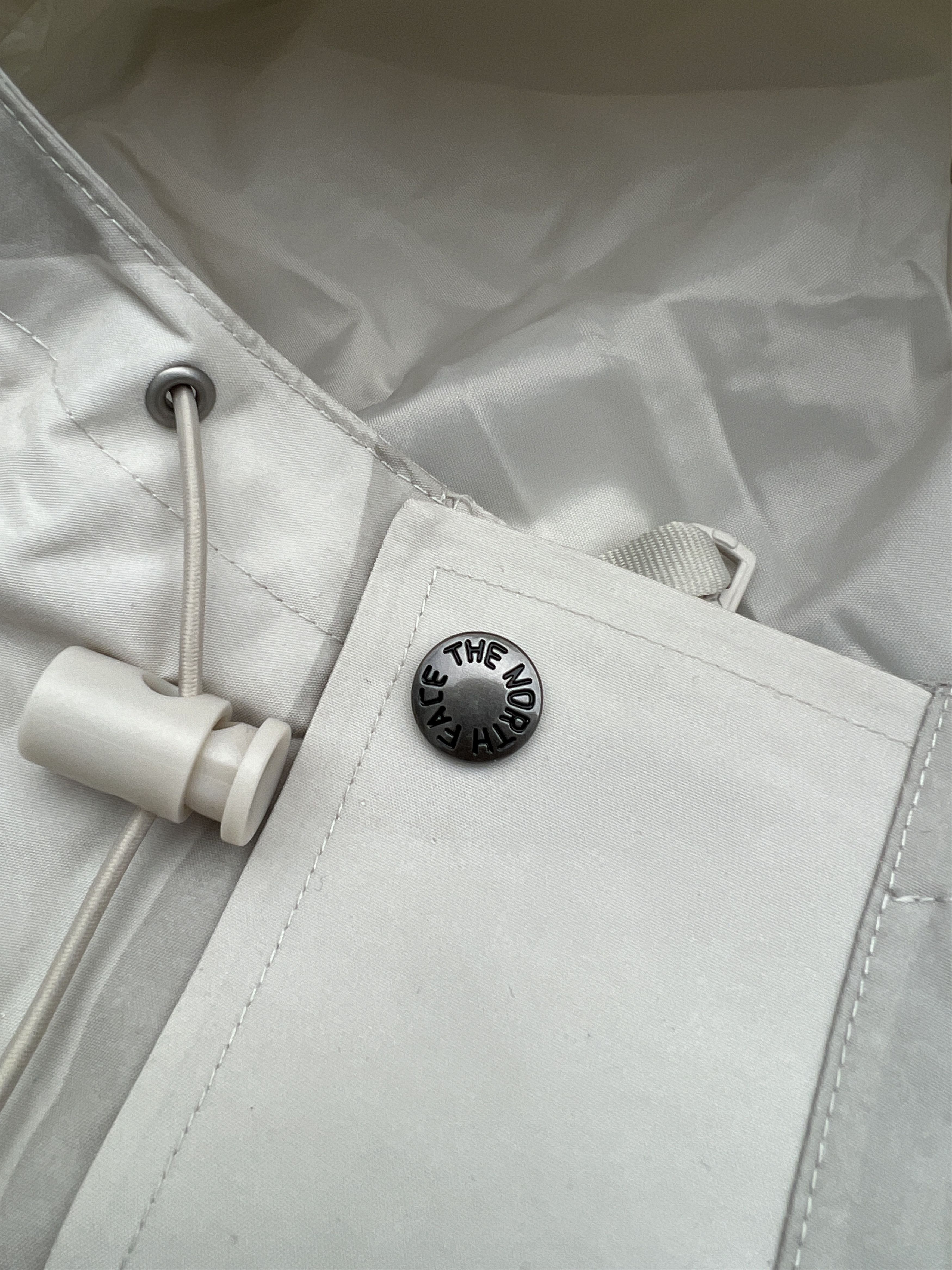 Kaws × The North Face KAWS x The North Face Mountain Jacket Size US L / EU 52-54 / 3 - 12 Thumbnail