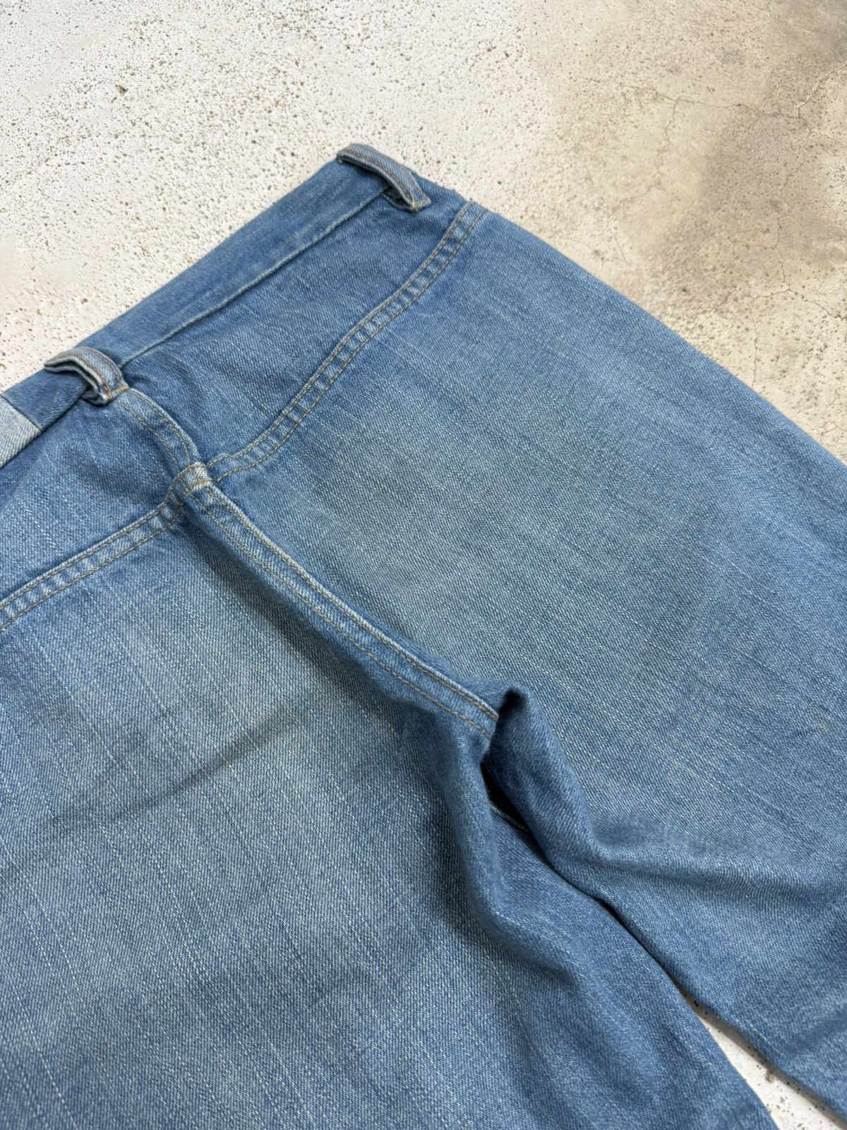 Diesel Vintage Diesel Wide Leg Flare Unisex Whisker Denim Size 26" / US 2 / IT 38 - 12 Thumbnail