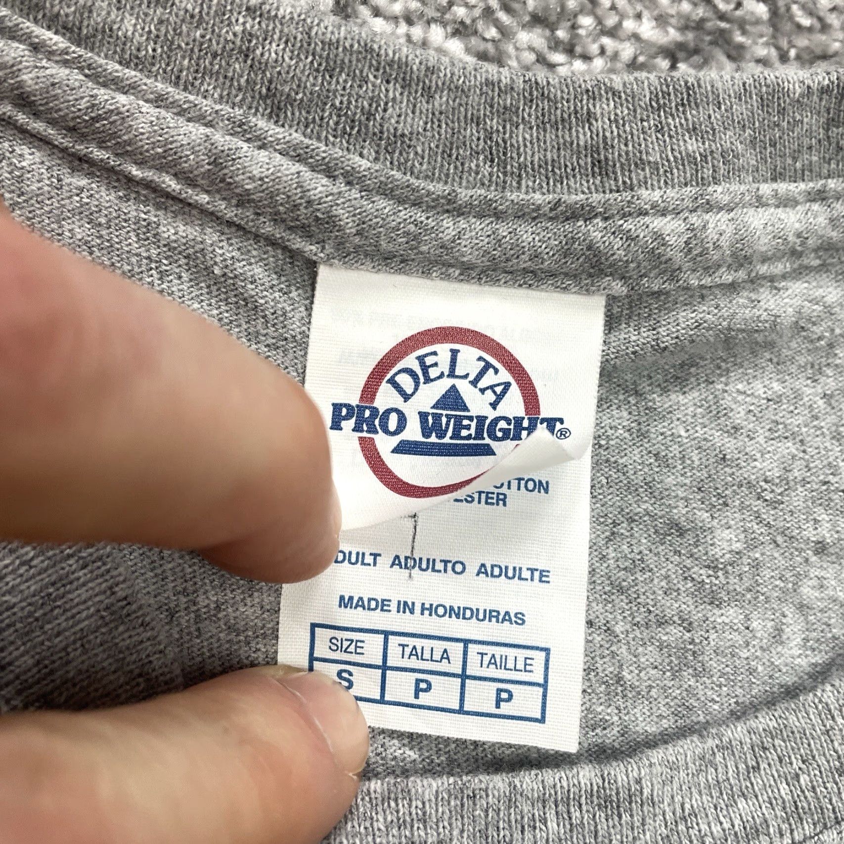 Delta Delta Womens Small Long Sleeve Basic T-Shirt Light Gray Virginia’s Cavaliers Shirt Womens Small Gray 90s? Size S / US 4 / IT 40 - 4 Thumbnail