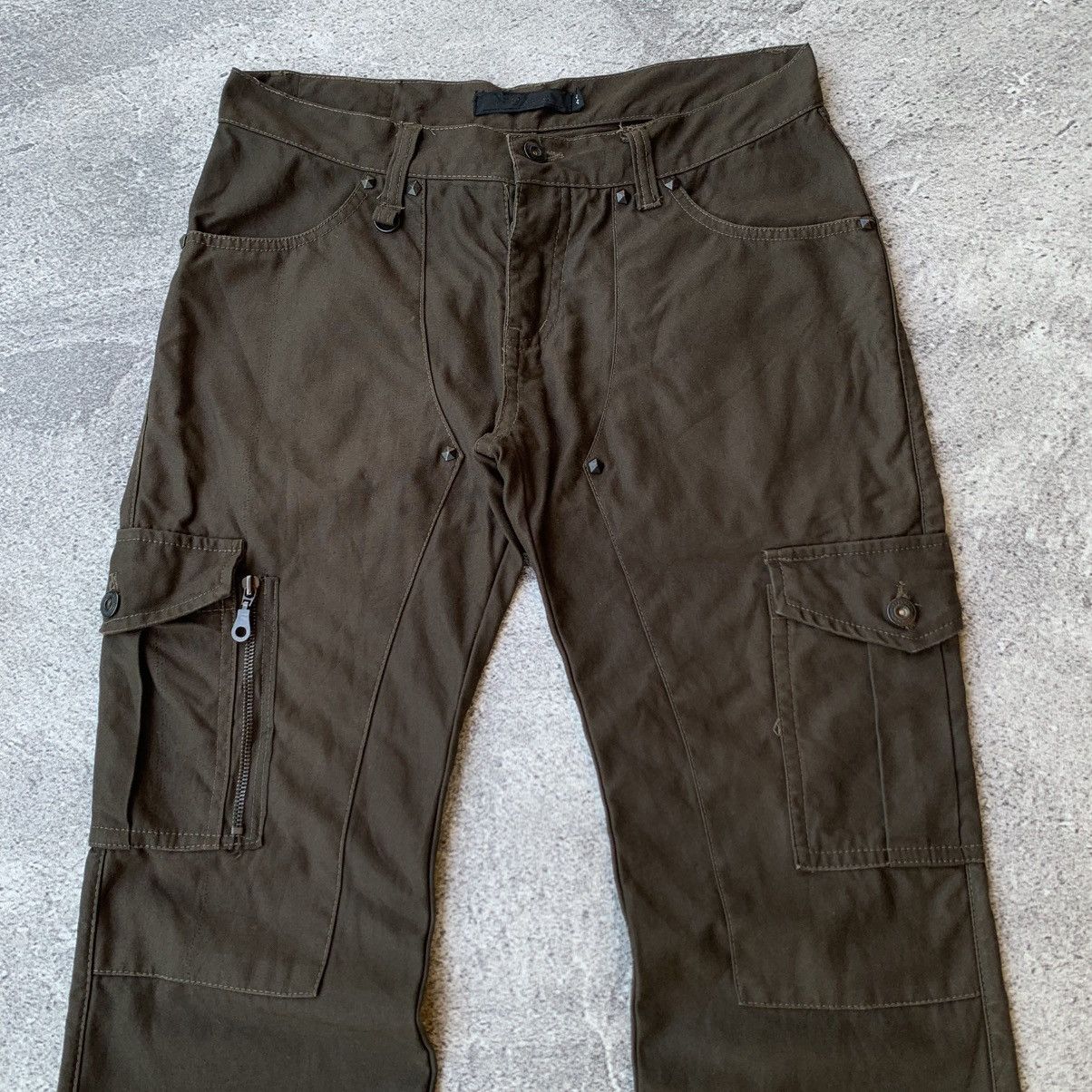 GOSTAR DE FUGA Fuga Studded Zip Cargo Flared Pants Size US 30 / EU 46 - 3 Thumbnail