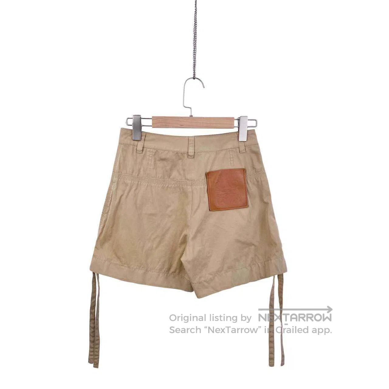 Loewe Loewe Leather brand logo shorts| Size 42" / US 20 - 2 Thumbnail