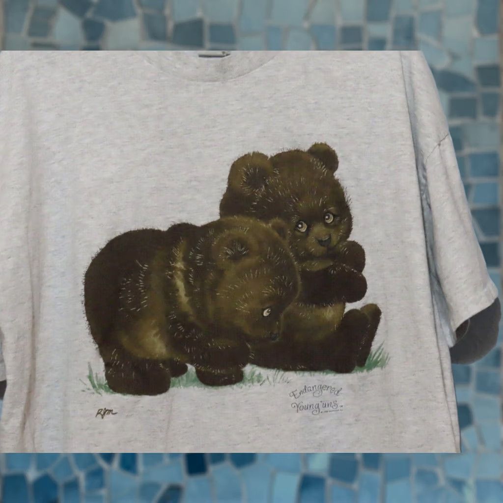 Vintage VINTAGE Milaca Shirt Unisex Adult One Size Short Sleeve Gray 1990s Grizzly Bear Cub Graphic Tee USA Milaca Milaca Shirt Endangered Younguns Milaca Size US M / EU 48-50 / 2 - 1 Thumbnail
