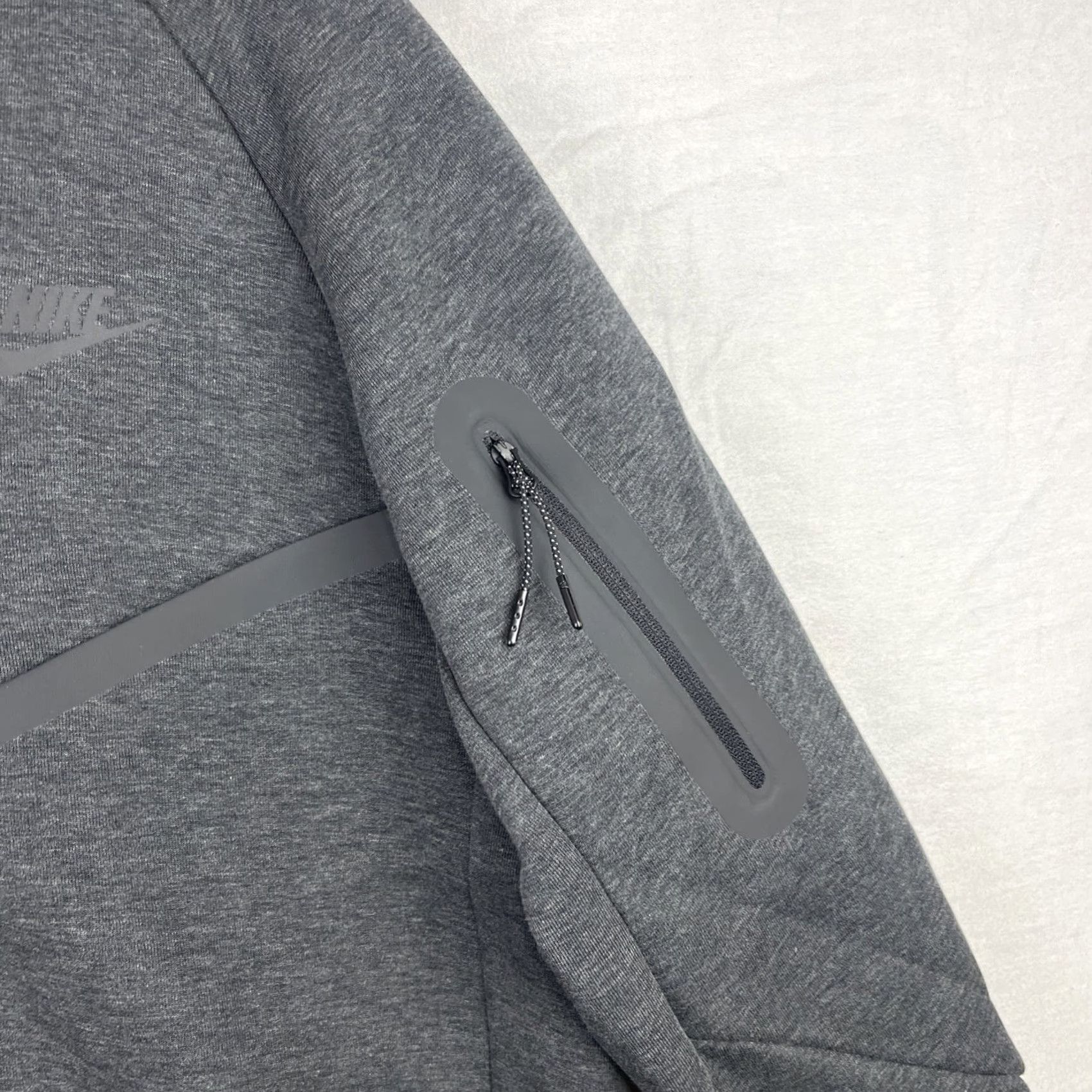 Nike Nike Tech Fleece Hoodie Mens Large Black Heather Full Zip Jacket HV0949-032 Size US L / EU 52-54 / 3 - 7 Thumbnail