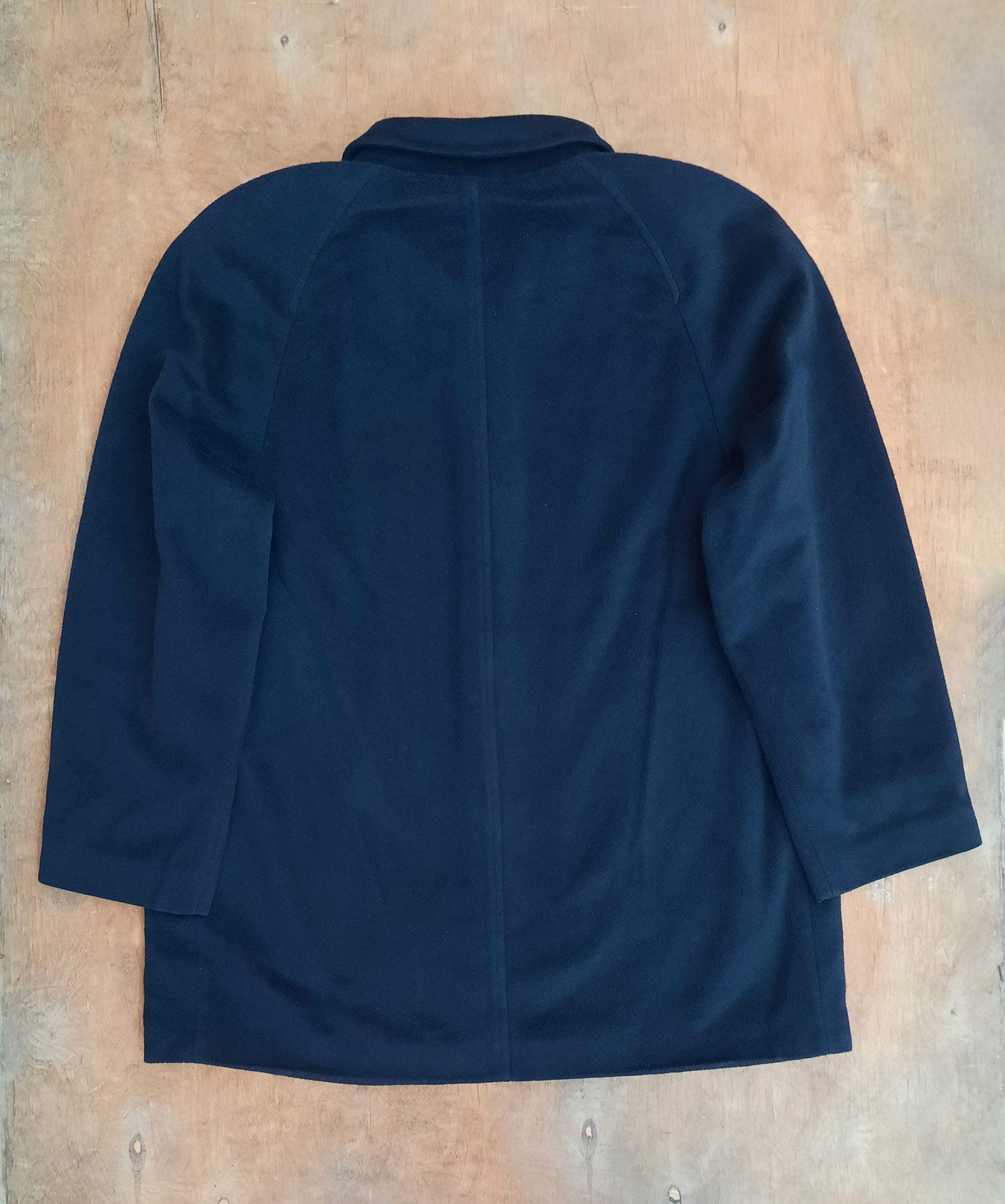 Burberry 90s Burberrys’ Classic Navy Wool Overcoat – Size 54 / XL Size US XL / EU 56 / 4 - 5 Thumbnail
