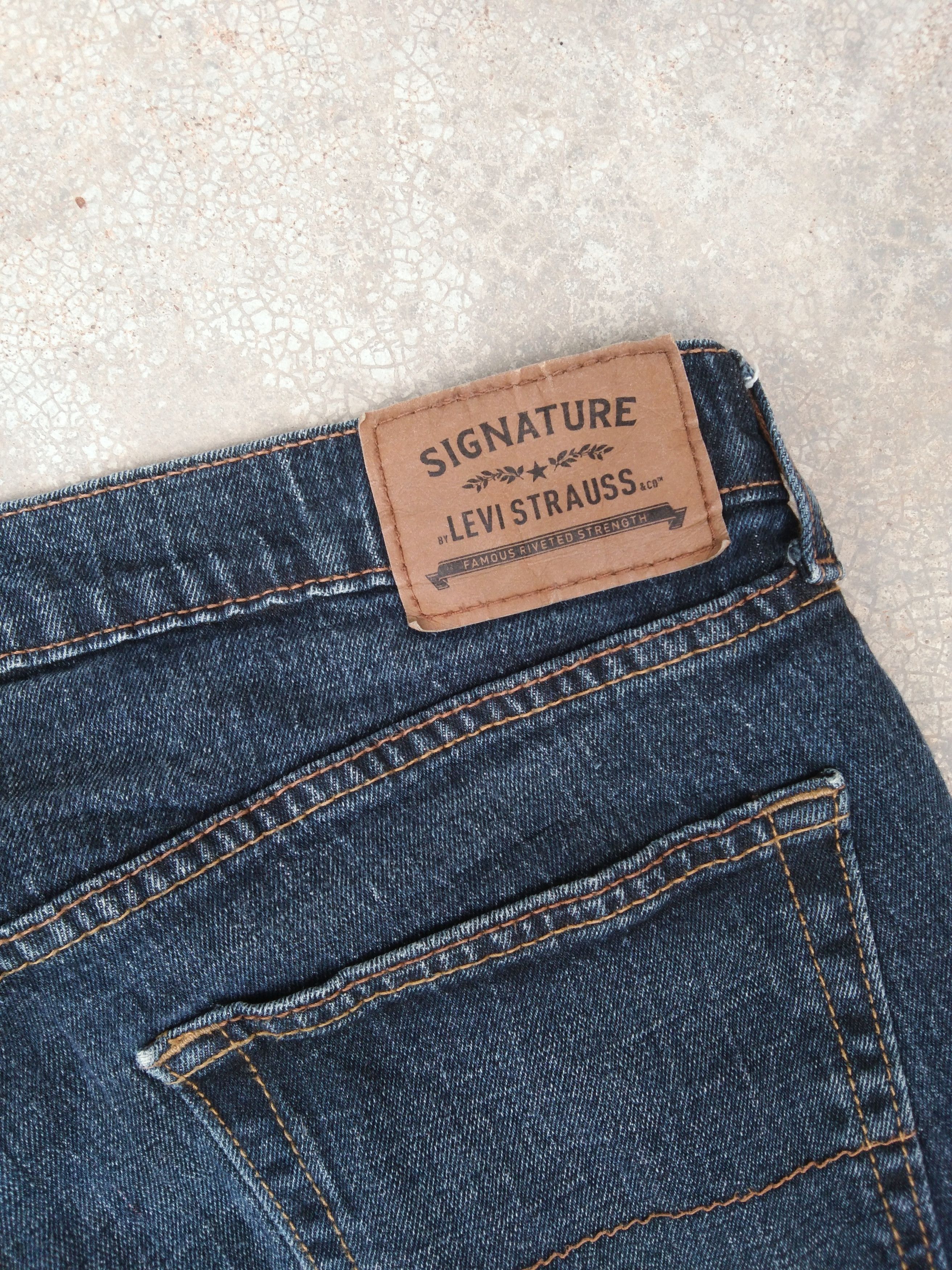 Levi's Vintage Levi's Signature Relaxed Jeans 36x30 Size US 36 / EU 52 - 3 Thumbnail