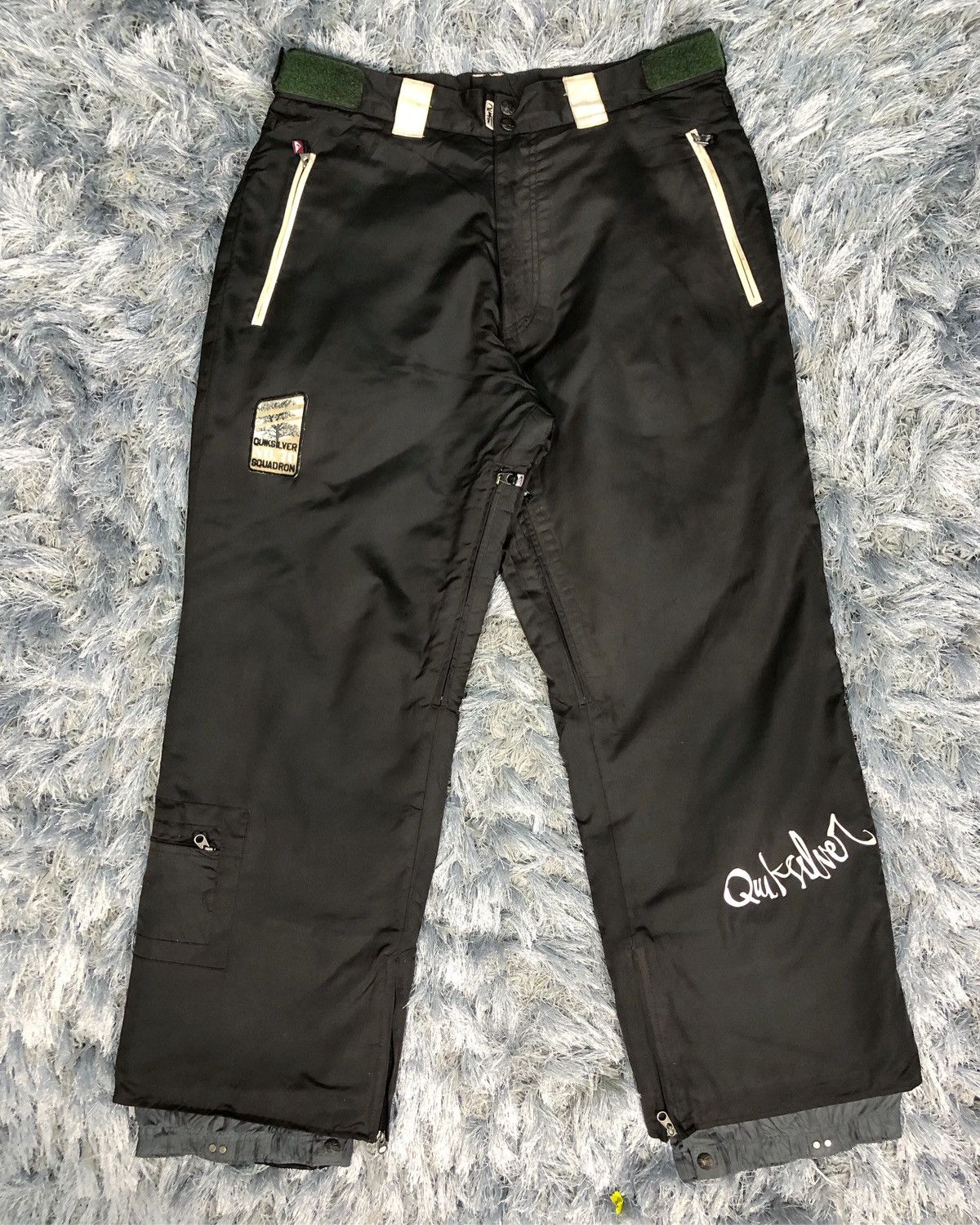 image of Quiksilver Ski Parachute Pants in Dark Brown, Men's (Size 33)