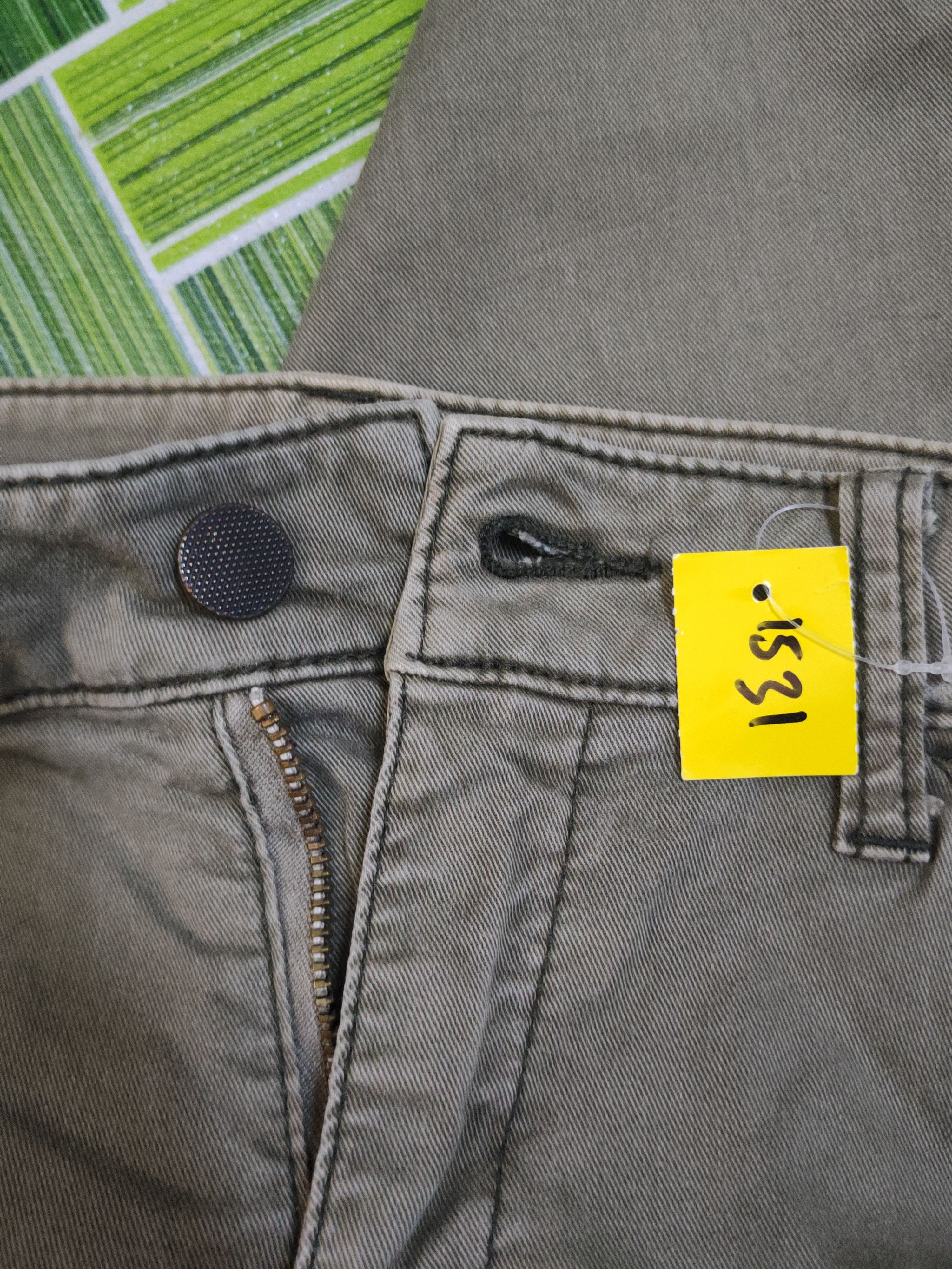 Japanese Brand DL Uniqlo Olive Multipocket Tactical Cargo Pants #1531 Size 28" / US 6 / IT 42 - 15 Thumbnail