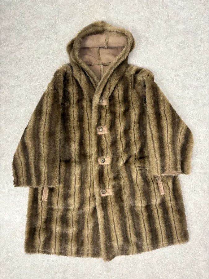 Balmain 1990s Balmain Beige Faux Fur Reversible Coat Size US M / EU 48-50 / 2 - 1 Thumbnail