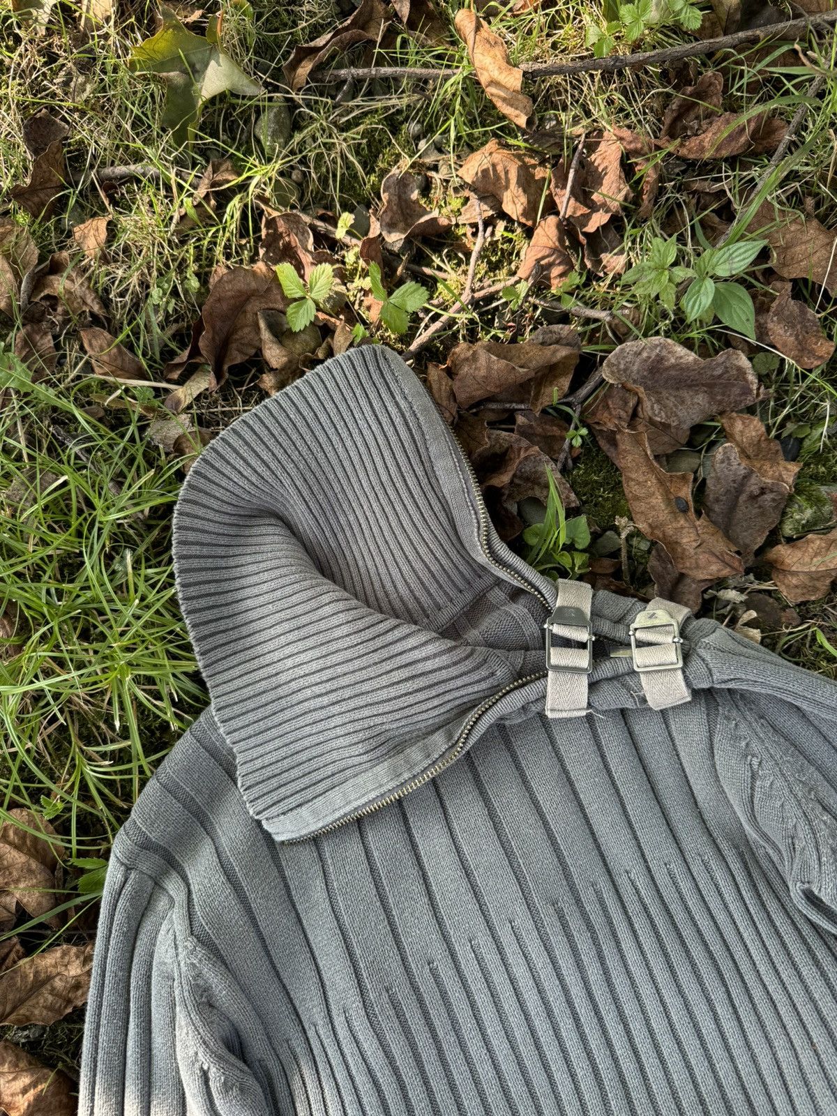 Japanese Brand Avant Garde Japanese Brand Sweater Asymetrical Size US S / EU 44-46 / 1 - 6 Thumbnail