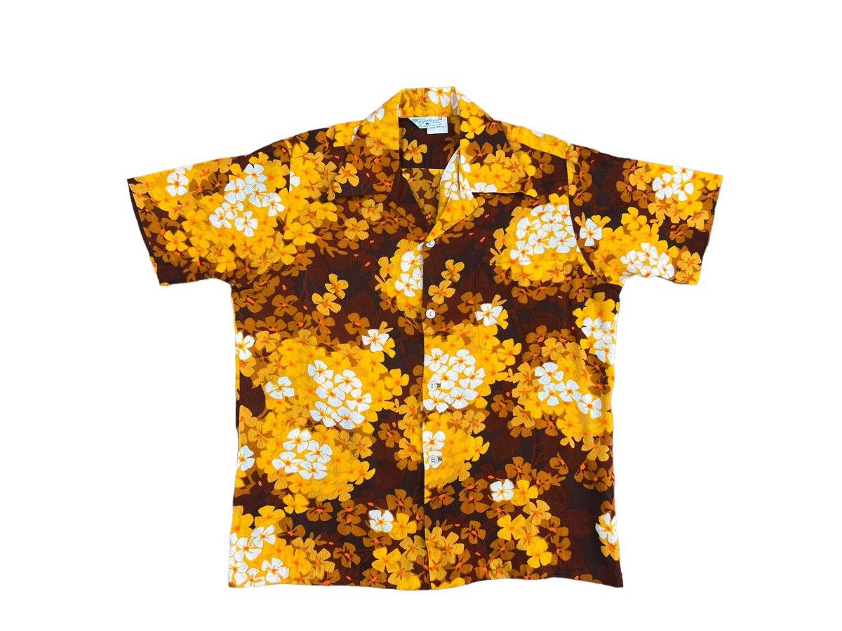 image of Hawaiian Shirt x Vintage 60S 70's Hookano Brand Flower Psychedelic Hawaiian Barkcloth (Size Medium)