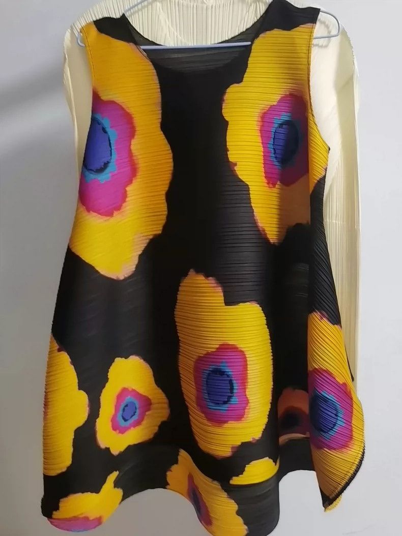 Issey Miyake Issey Miyake Sunflower dress Size L / US 10 / IT 46 - 1 Thumbnail
