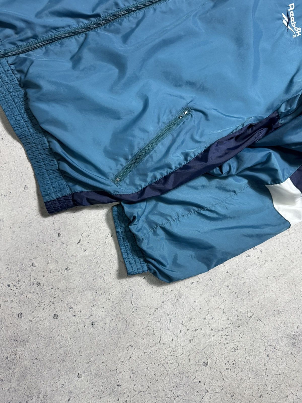 Reebok Reebok Vintage 90’s Nylon Track Suit Jacket And Pants Size US L / EU 52-54 / 3 - 4 Thumbnail