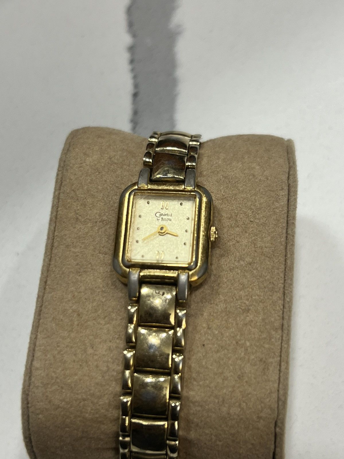 Caravelle by Bulova Vintage Bulova watch Size ONE SIZE - 4 Thumbnail