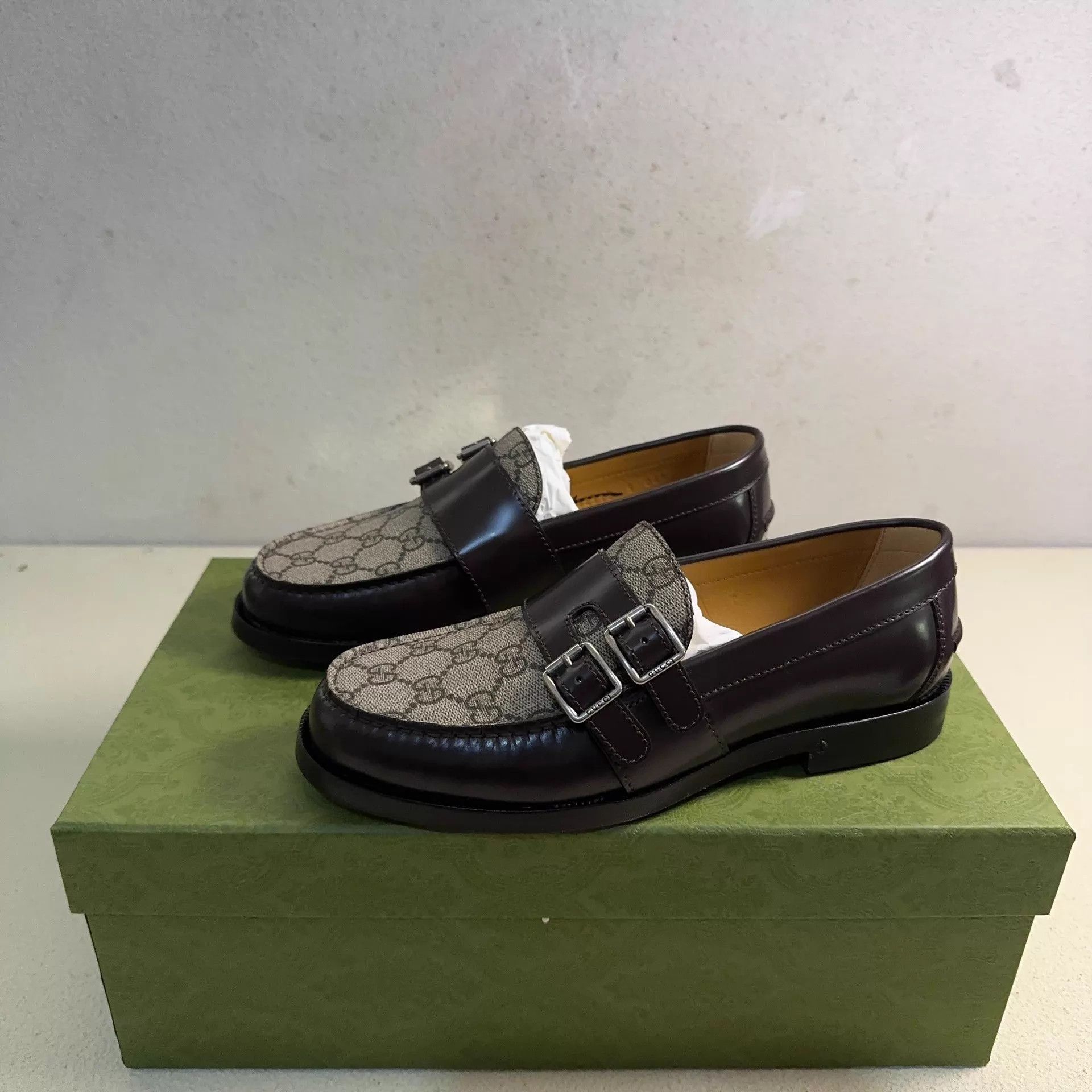 Gucci Brown Buckle Detail Loafers Size 6 Size US 6 / EU 39 - 1 Thumbnail