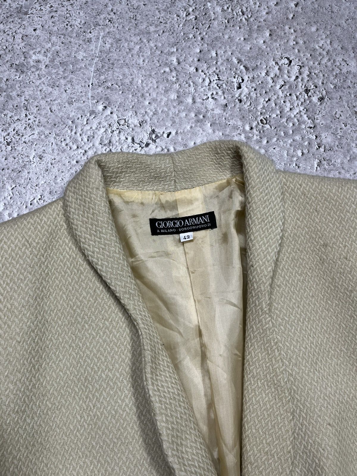 Giorgio Armani Giorgio Armani Textured Beige Blazer Womens IT 42 Size M / US 6-8 / IT 42-44 - 5 Thumbnail