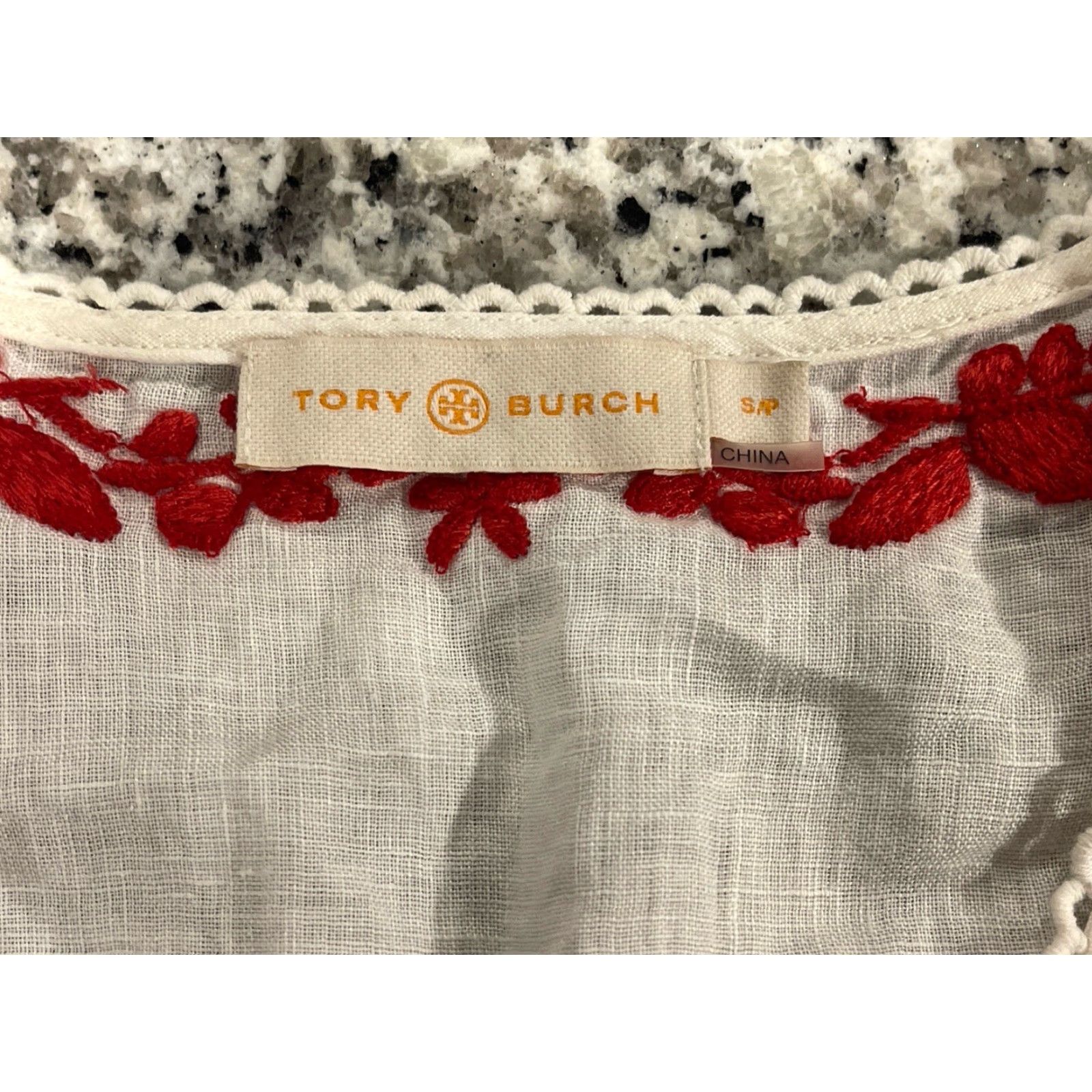 Tory Burch Tory Burch Issy Embroidered Linen Tunic Top Cover Up Scallop Trim Red Details Cream PS Petites Womens Size S/P Size S / US 4 / IT 40 - 3 Thumbnail