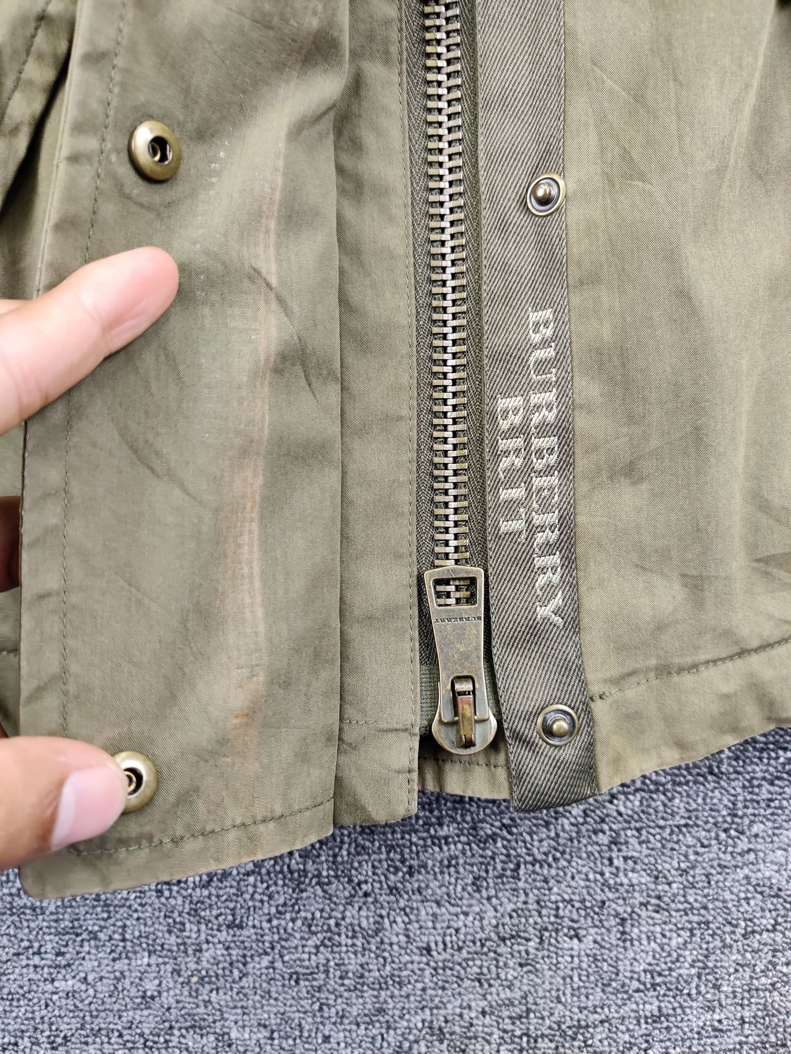 Burberry Rare 🔥 Vintage Burberry Brit Military Jacket Olive Green Size US M / EU 48-50 / 2 - 16 Thumbnail