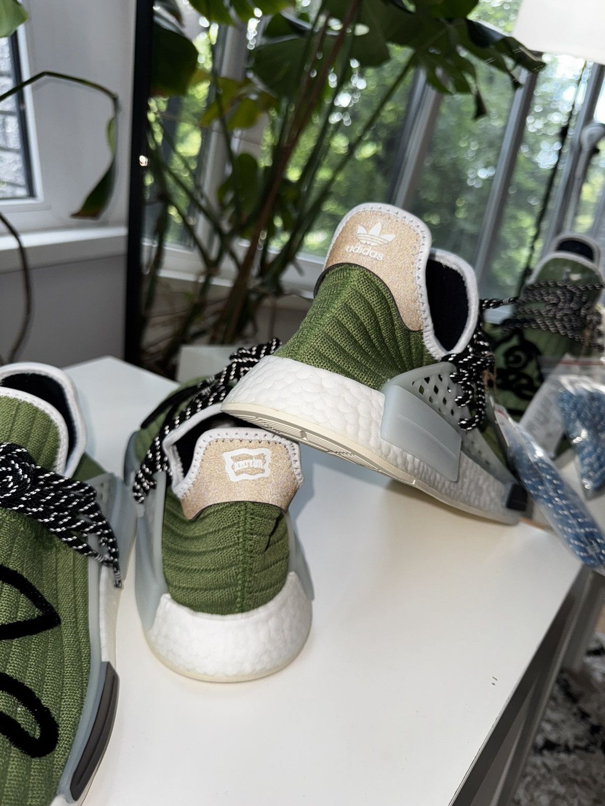 Adidas Adidas BBC Ice Cream x Pharrell x NMD Human Race Running Size US 11 / EU 44 - 2 Thumbnail