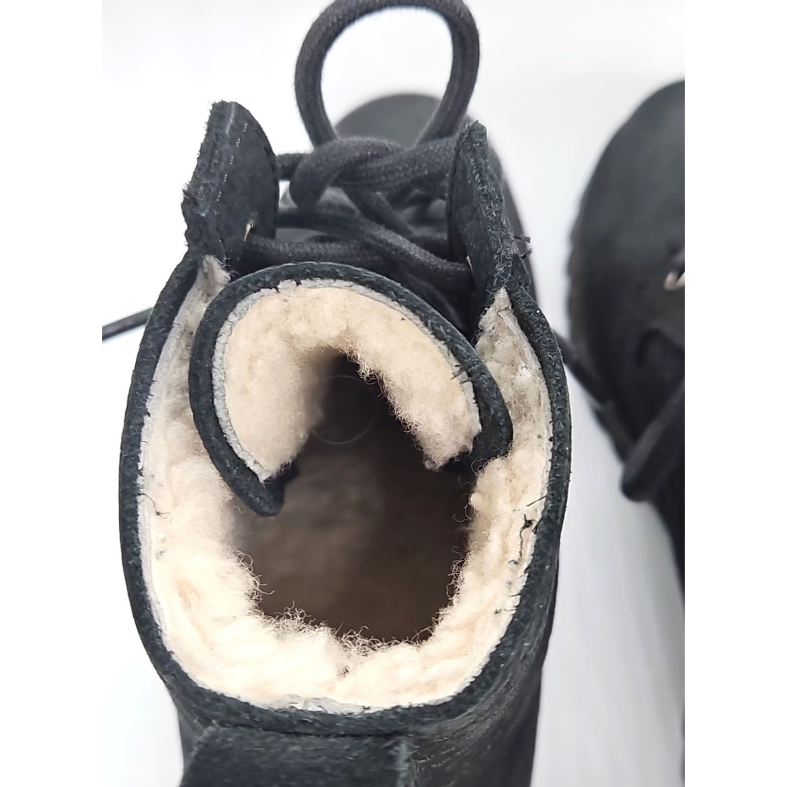 Vintage Blackstone OL-42 Black Suede Shearling Lined Lace Up Boots US 6.5 EU 37 Lug Sole Womens Boots Size US 7 / IT 37 - 4 Thumbnail