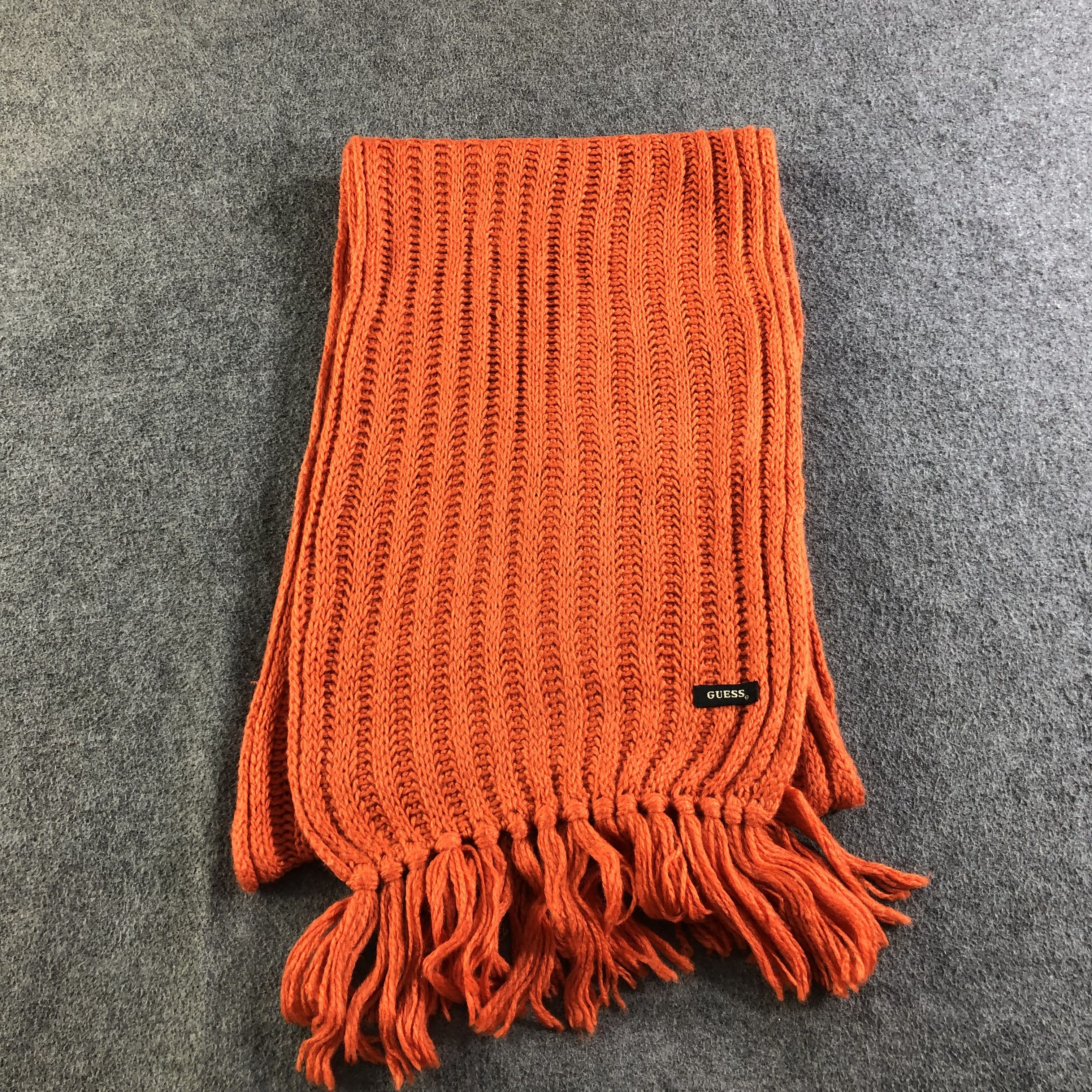 Guess Knit Scarf Muffler V1950