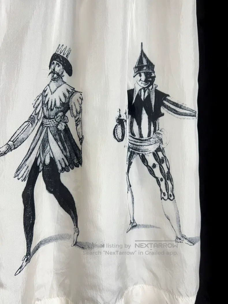 Comme Des Garcons size M Portrait printed satin skirt