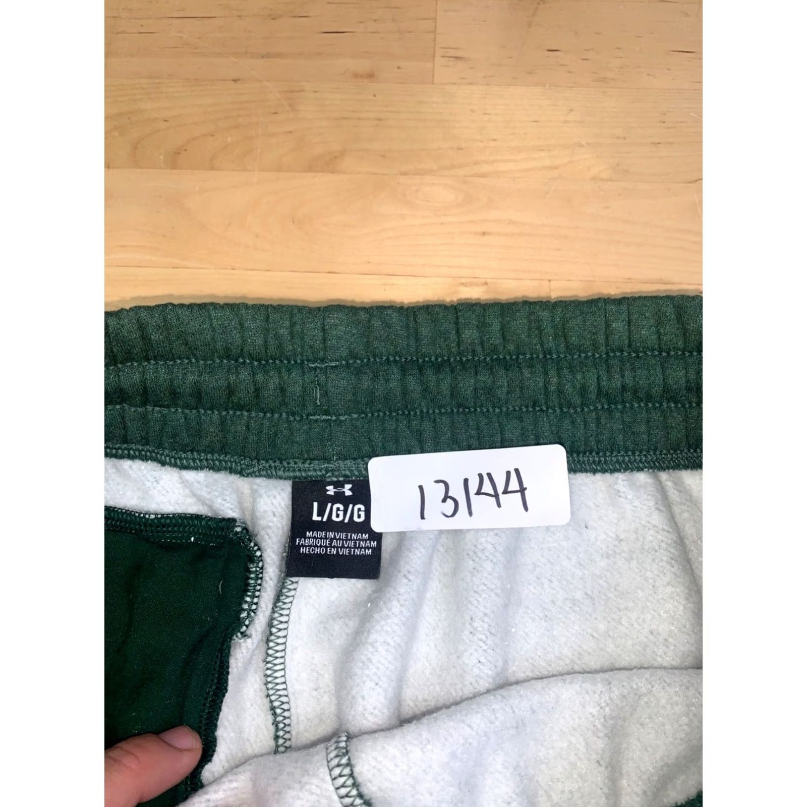 Under Armour Under armour Sweatpants Men L Green Casual Workout Drawstring Size US 33 - 2 Thumbnail