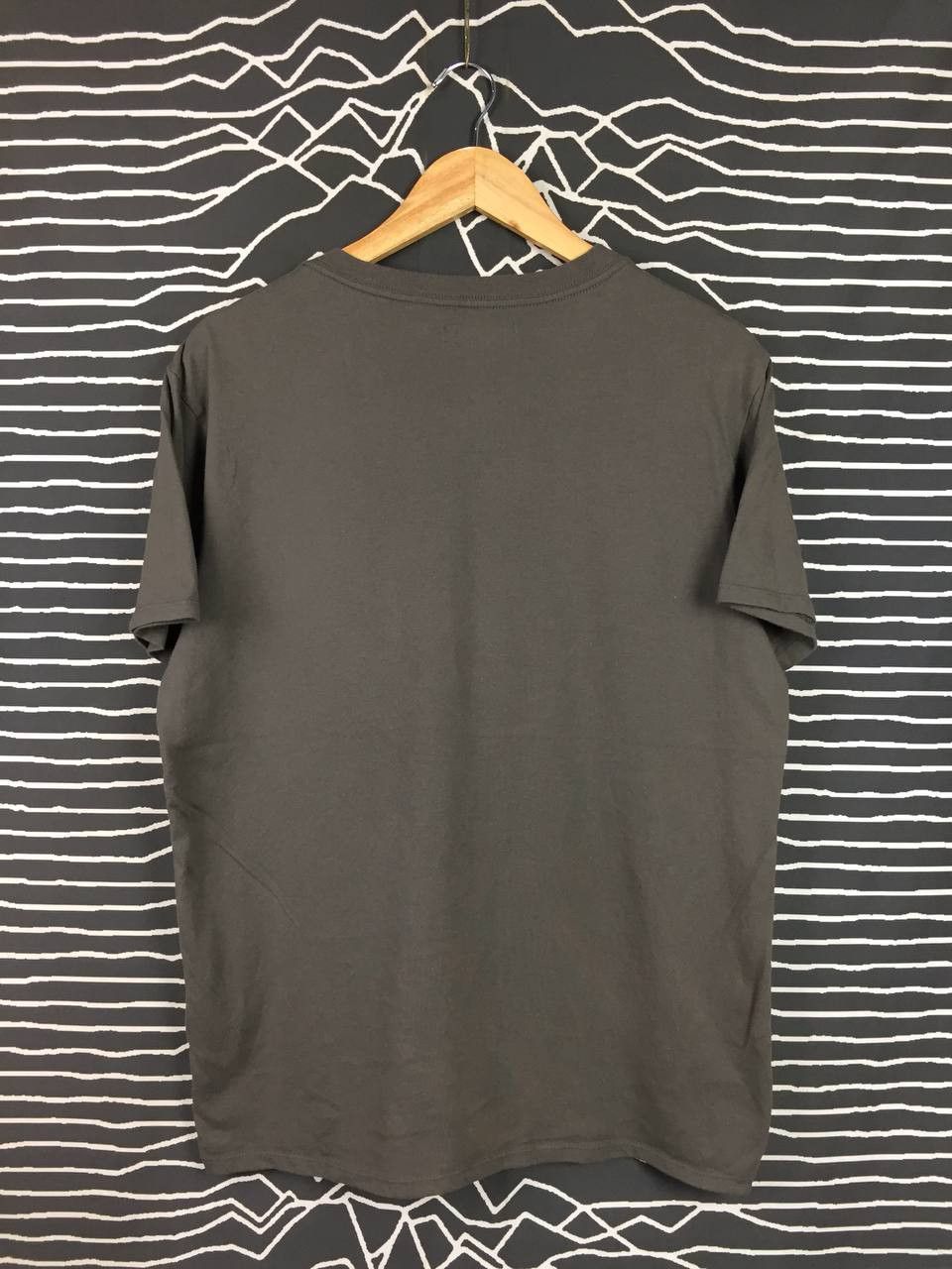 Vintage And Now This Bandana Print Pocket Wide Neck Tee Size US L / EU 52-54 / 3 - 5 Thumbnail