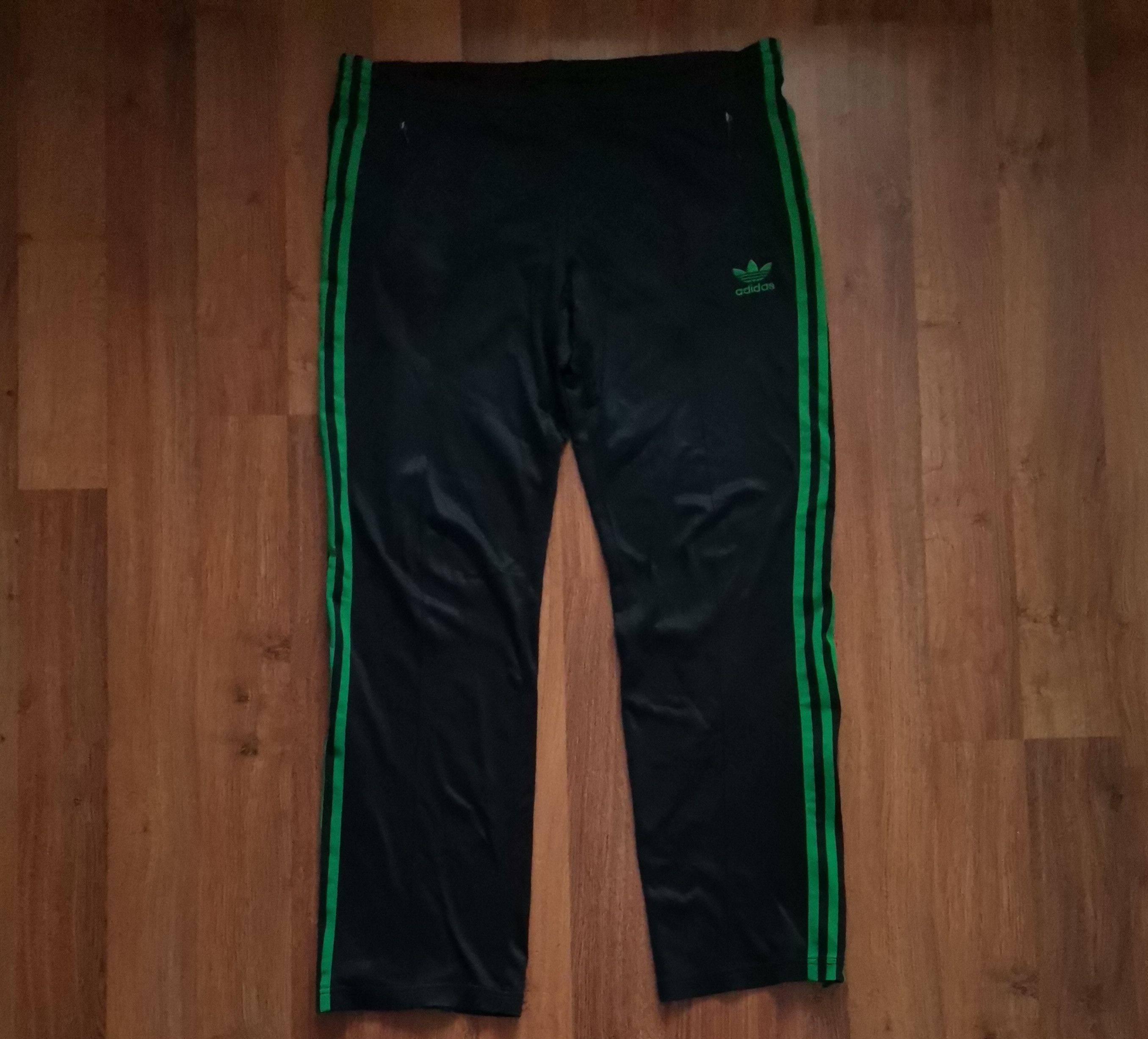 Adidas Vintage Adidas Track Pants Size US 32 / EU 48 - 1 Thumbnail