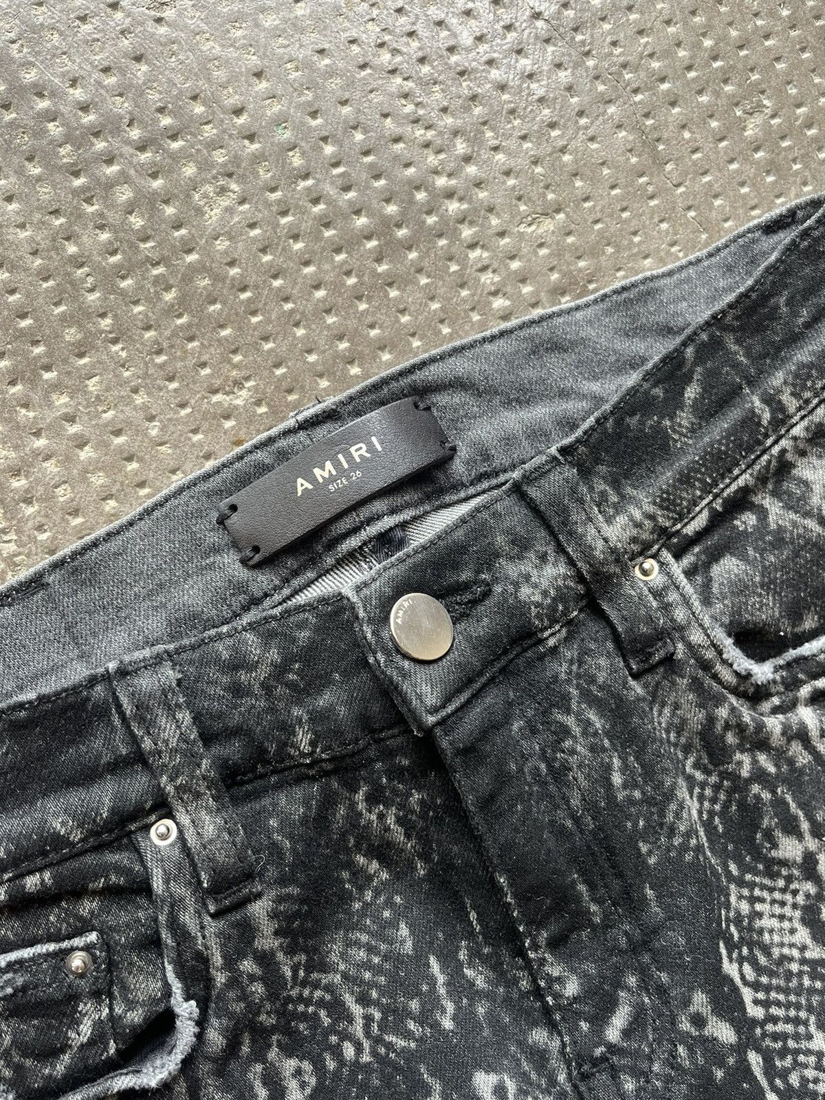 Amiri Amiri Mx1 Skinny Jeans Snake Skin Denim Pant Distressed Rare Size 26" / US 2 / IT 38 - 2 Thumbnail