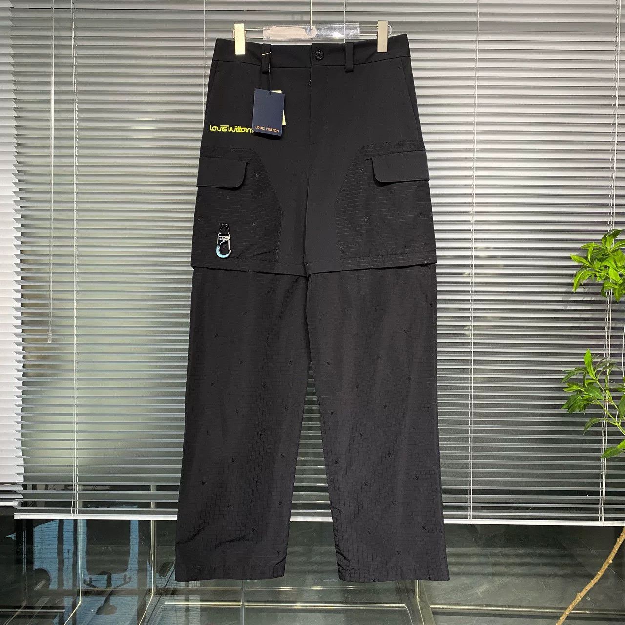 Louis Vuitton LV 24 Early Autumn Tech Fabric Trousers Size US 30 / EU 46 - 1 Thumbnail