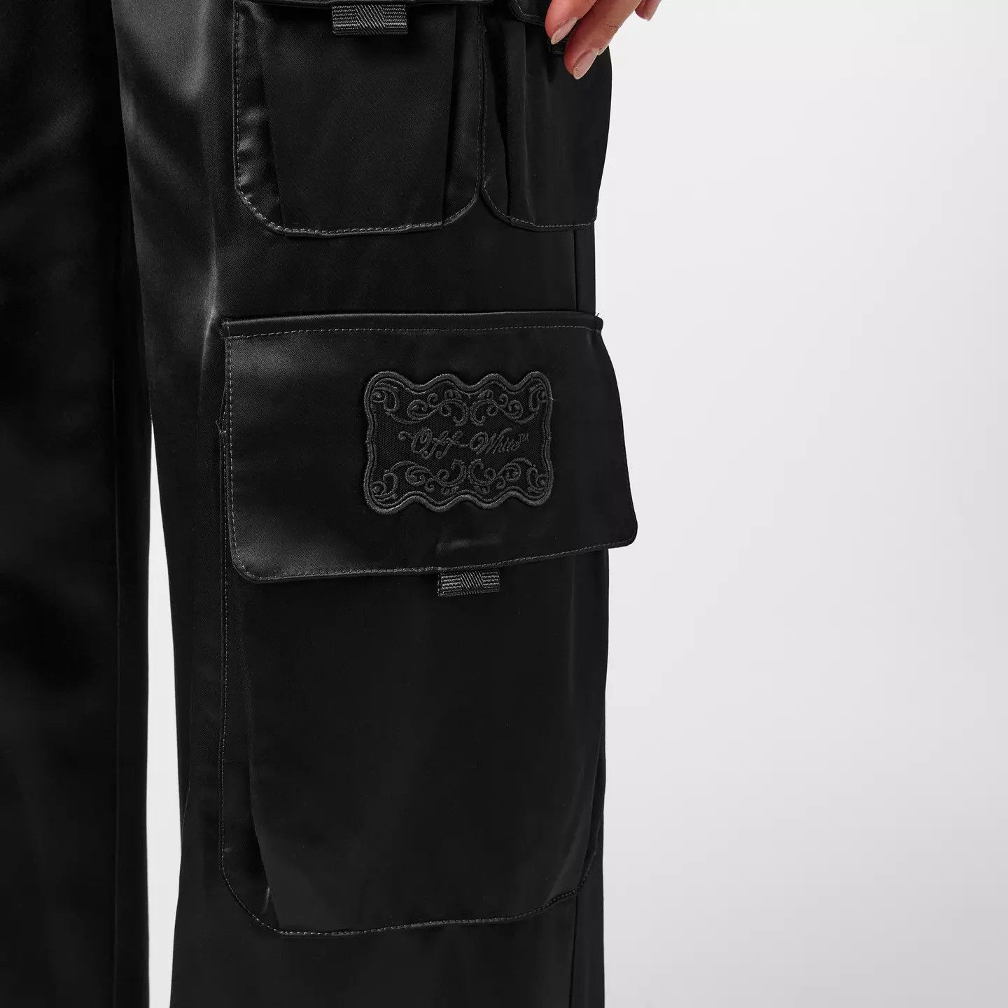 Off-White o1y1225 Cargo Pant in Black Size 30" / US 8 / IT 44 - 5 Thumbnail