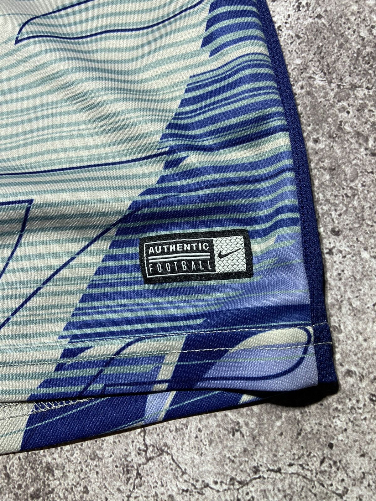 Nike Tottenham 2019 Nike football soccer jersey t-shirt Size US L / EU 52-54 / 3 - 6 Thumbnail