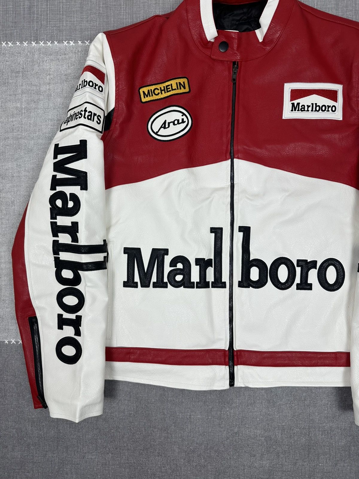 Vintage Vintage Marlboro Racing Leather Jacket — Moto GP / F1 Style Size US L / EU 52-54 / 3 - 3 Thumbnail