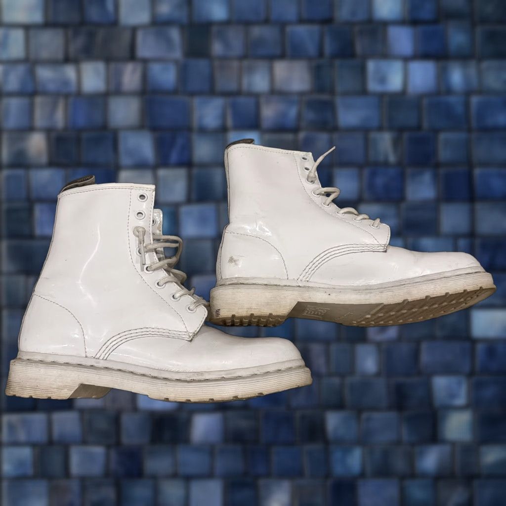 Dr. Martens VINTAGE Dr Martens Combat Boots Womens Size 8 White 1040 Boots Platform Leather 8 Eyes Womens Size US 6 / IT 36 - 1 Thumbnail