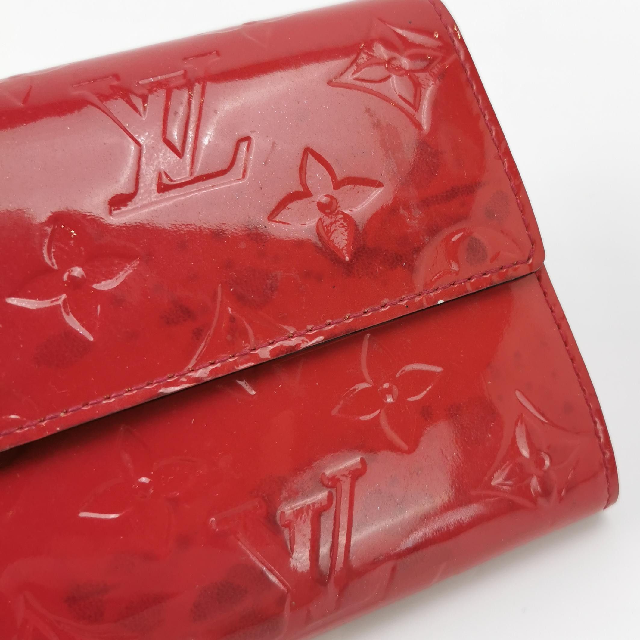 Louis Vuitton Louis Vuitton (LV) Patent leather embossed monogram long wa Size ONE SIZE - 3 Thumbnail