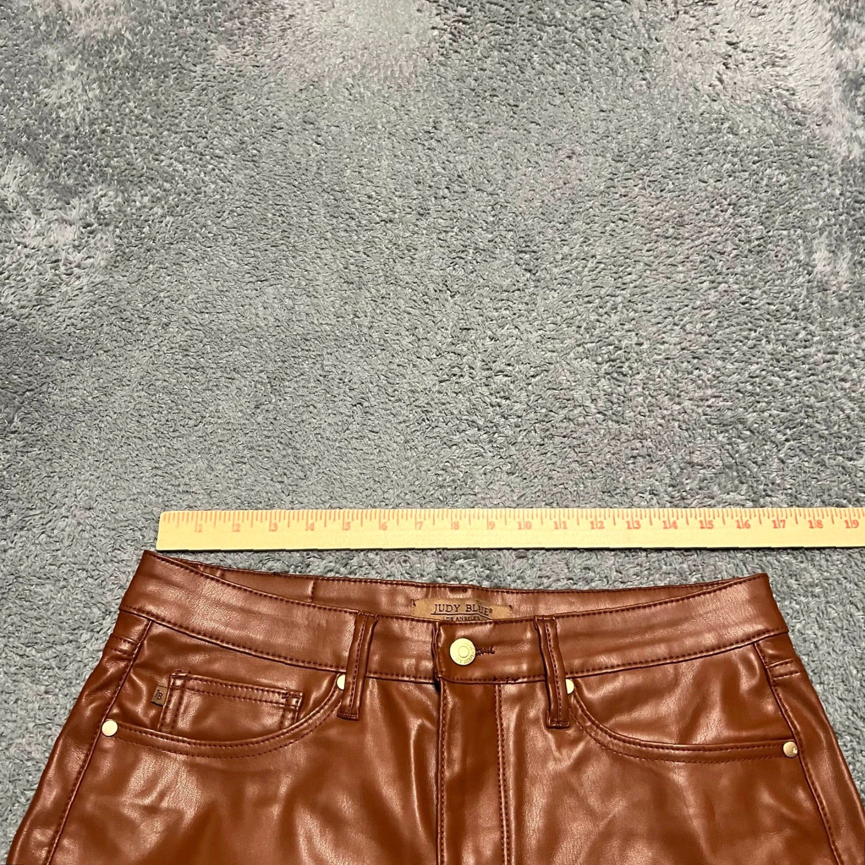 Vintage VINTAGE Judy Blue Pants Womens 11 /30 (32x23.5) Brown Wide Leg Crop Vegan Faux Leather Womens 11 /30 Brown Wide Leg Cropped Pants Judy Blue Size 32" / US 10 / IT 46 - 6 Thumbnail