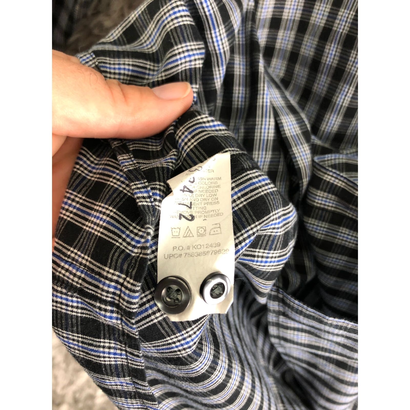 Vintage **Axist Mens Blue XL Striped Long Sleeve Spread Collar Shirt** User: **Axist Mens Blue XL Striped Long Sleeve Spread Collar Shirt** Size US XL / EU 56 / 4 - 7 Thumbnail